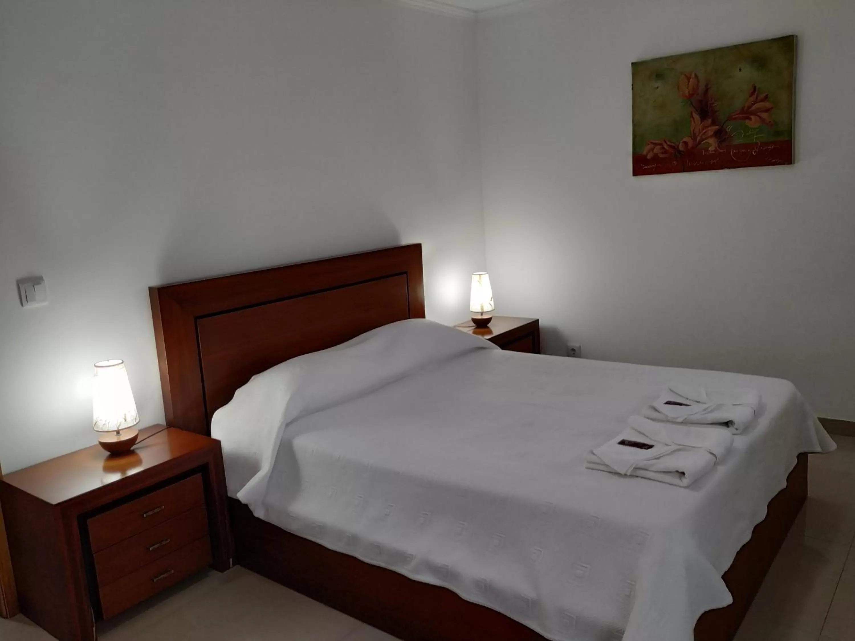 Bed in Costa & Isaias Apartamentos