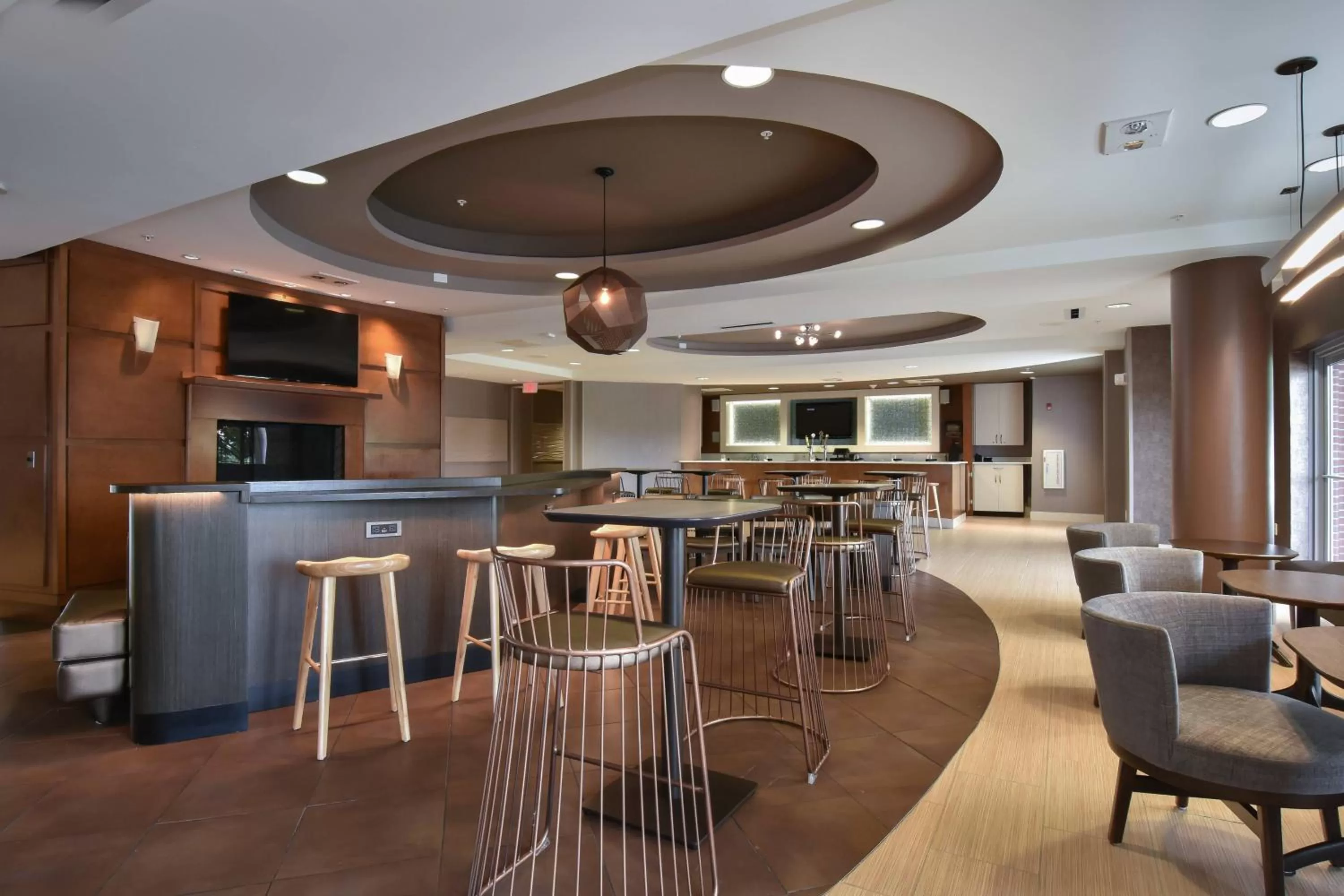 Restaurant/places to eat in SpringHill Suites Columbia Downtown The Vista