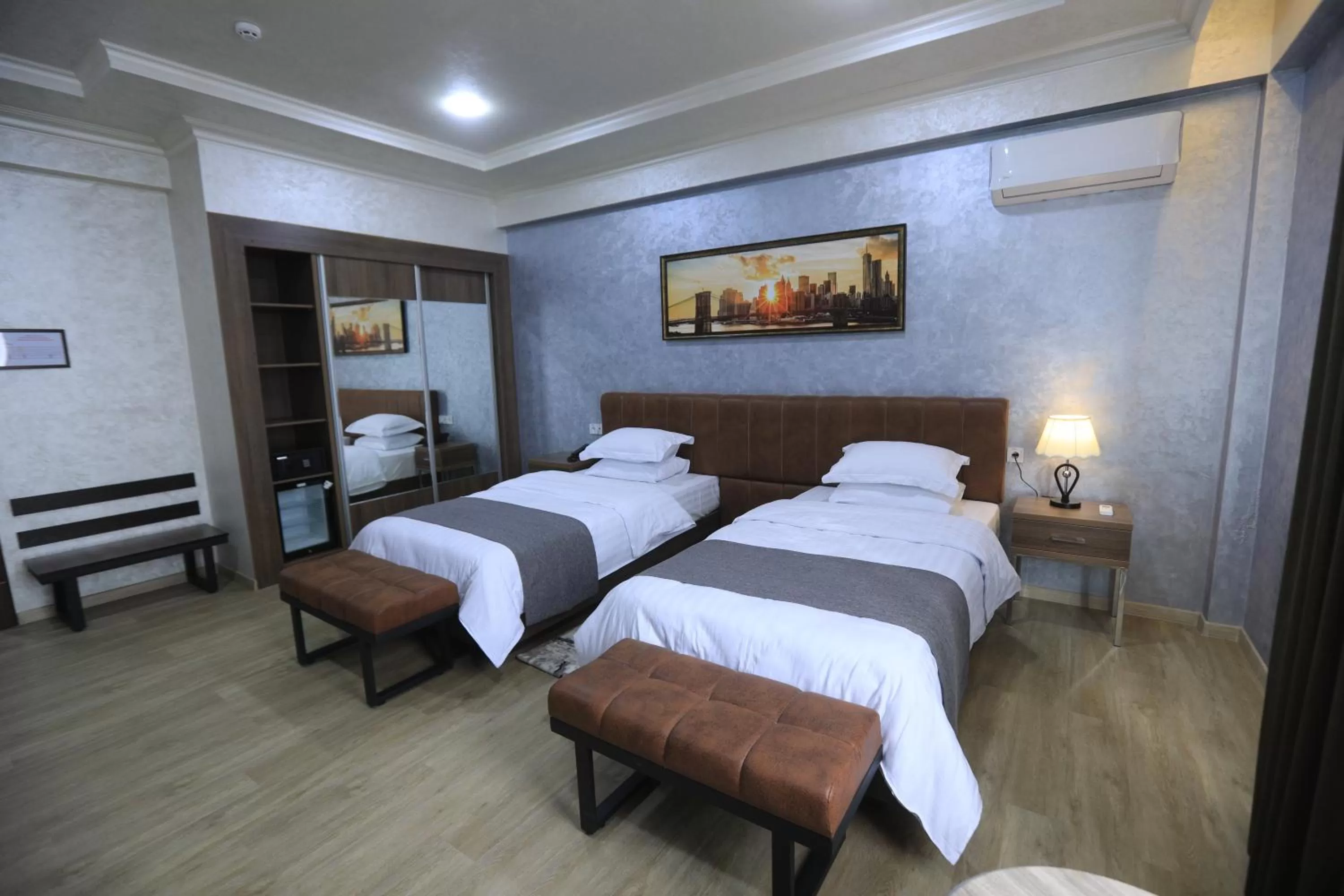 Bedroom, Bed in CHlNOR HOTEL