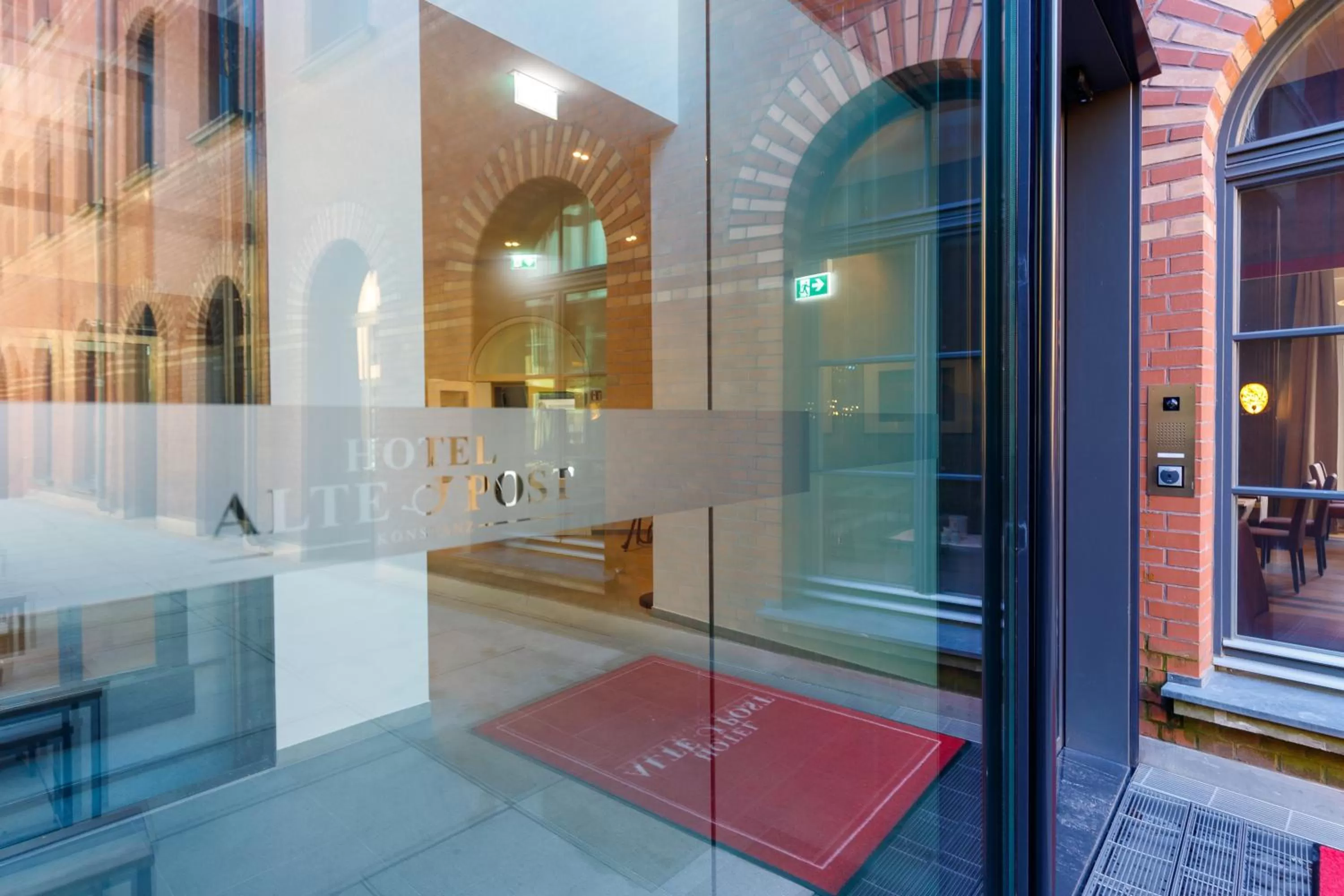 Property building, Bathroom in Hotel Alte Post