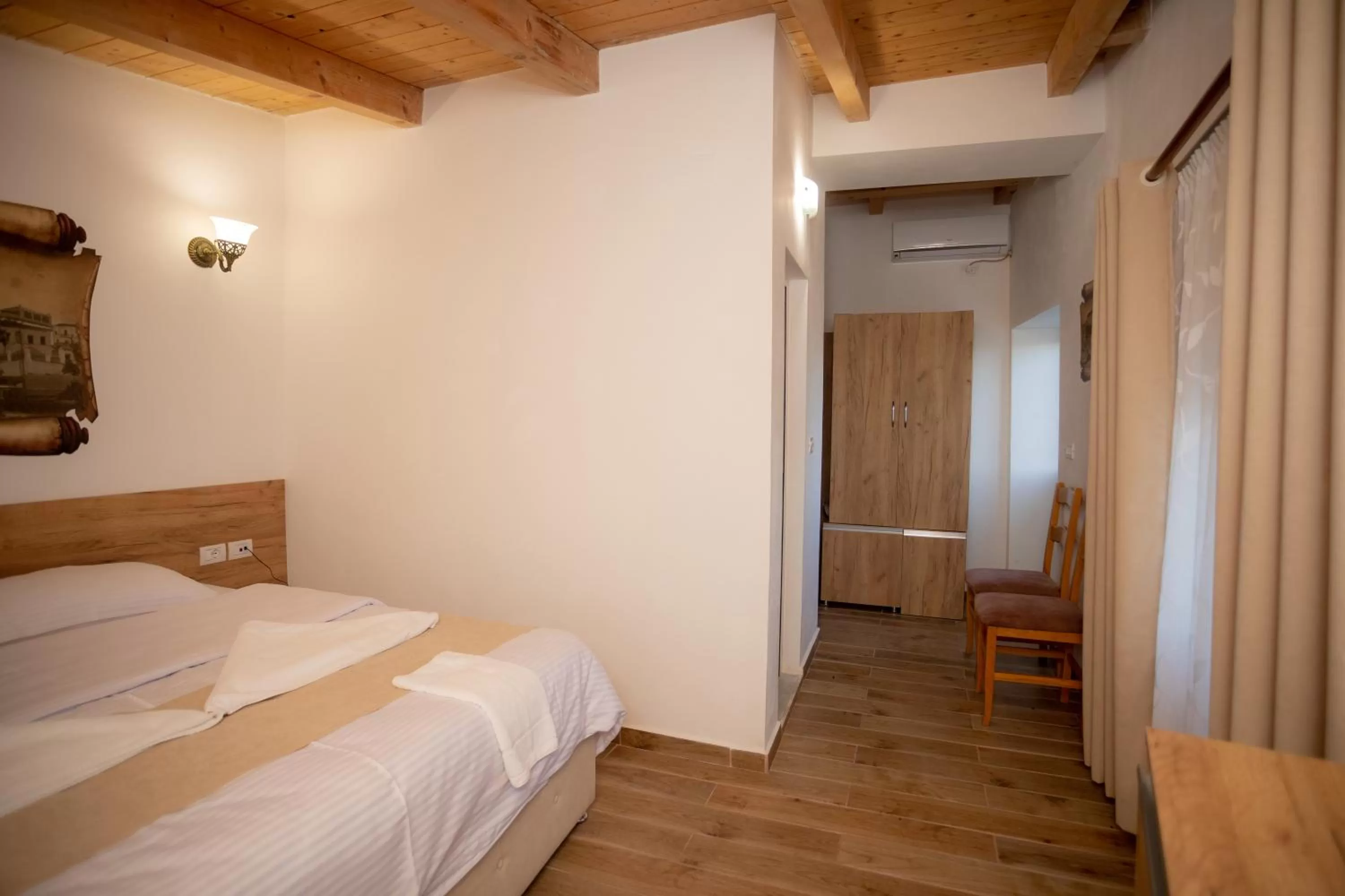 Bed in Hotel Grandpa's House