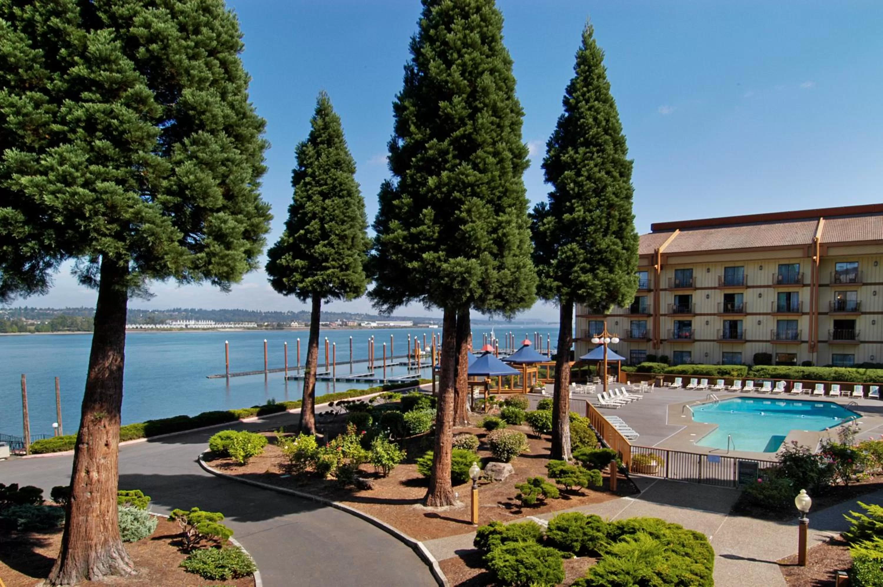 Property building in Holiday Inn Portland - Columbia Riverfront by IHG