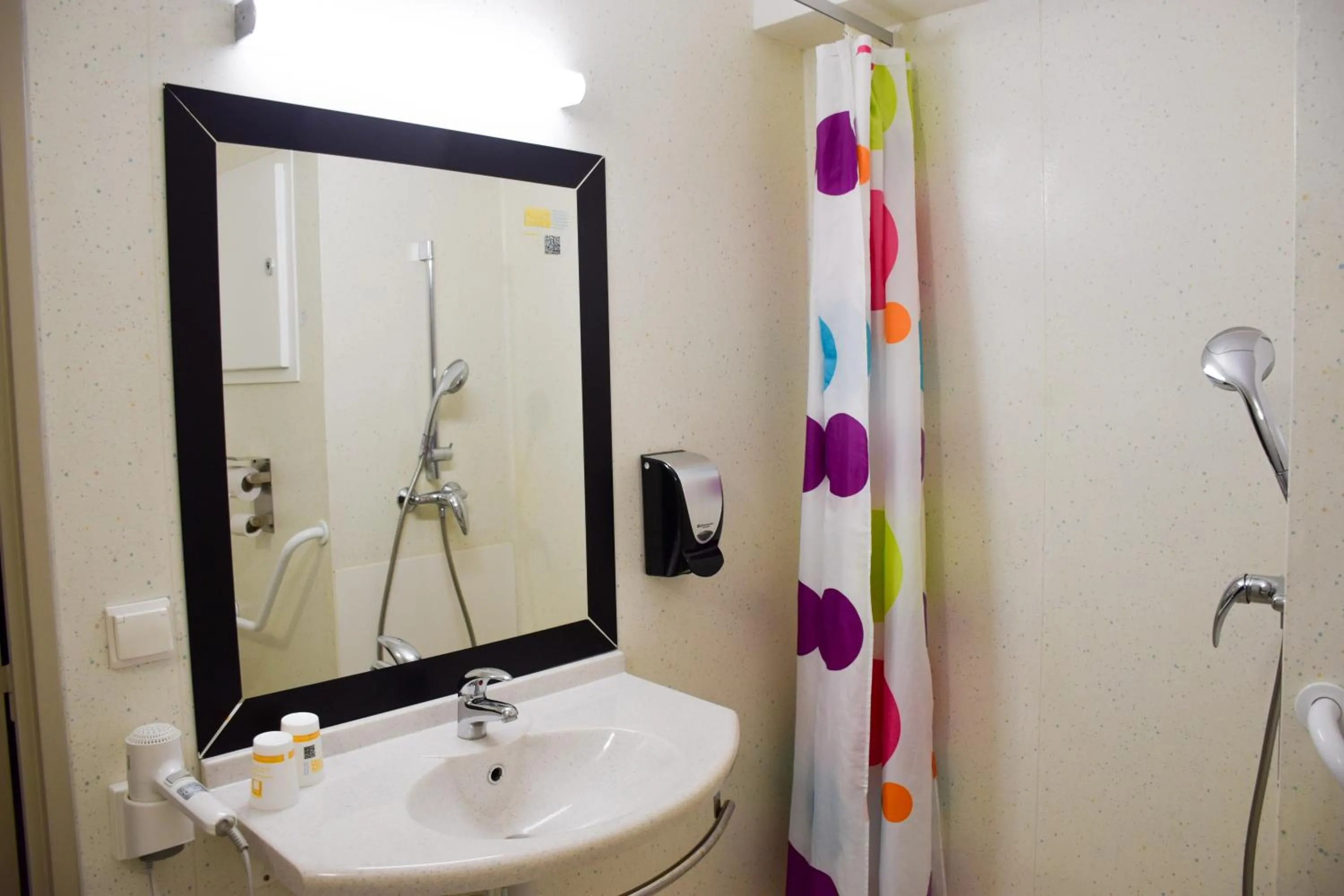 Bathroom in Hotel Aurena