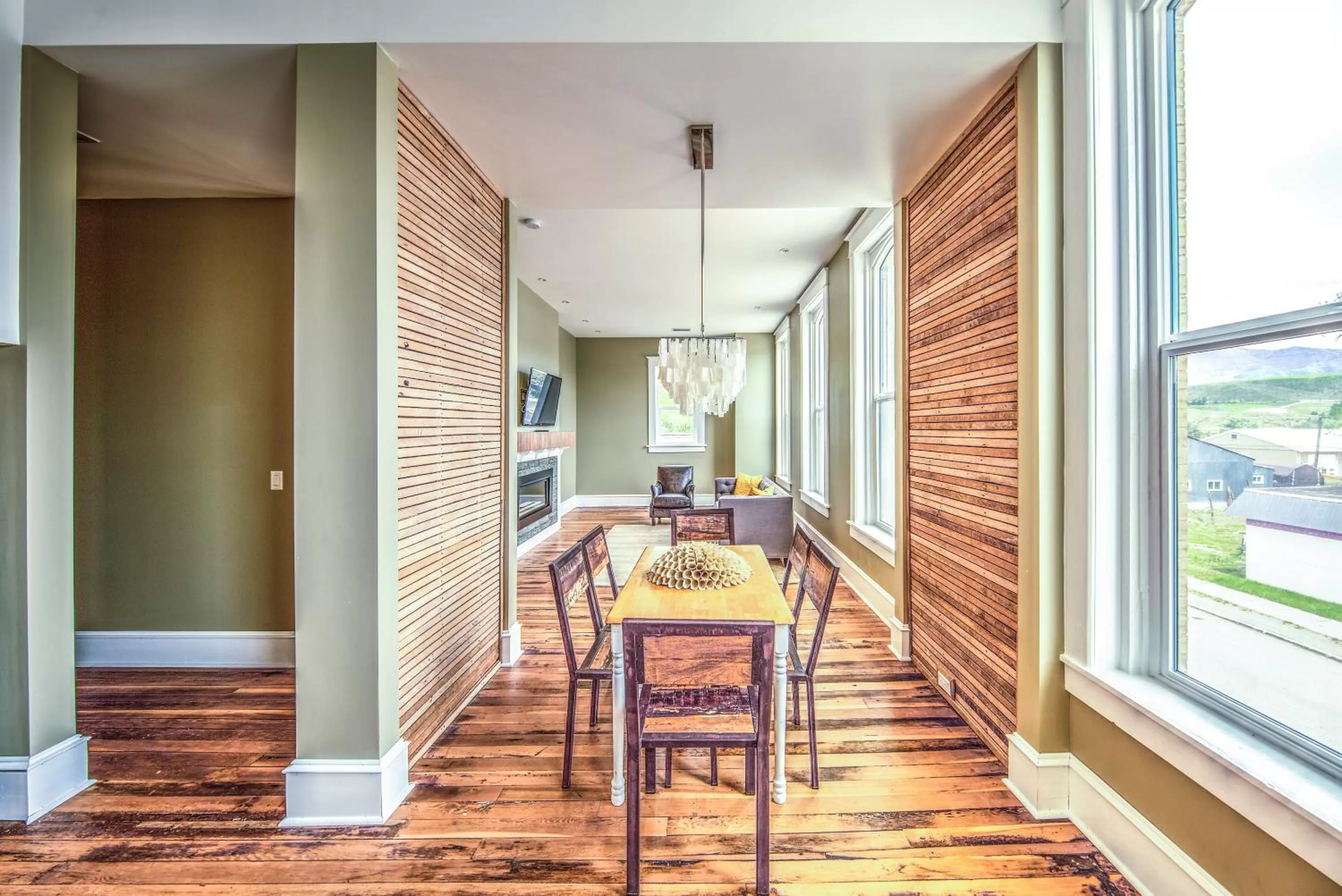 Dining area in The Harkness Hotel