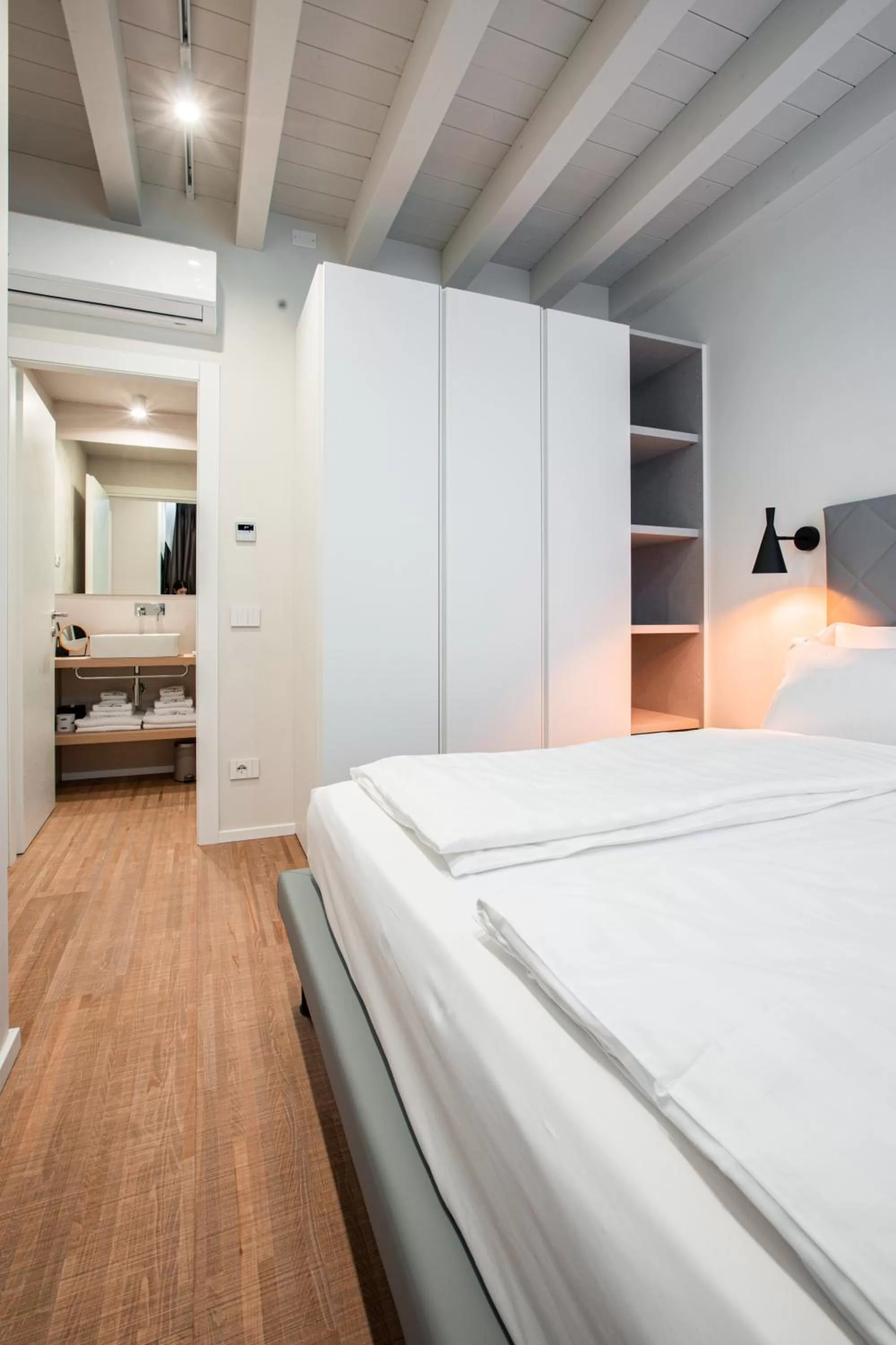 Bed in Ah Villaglori Boutique Apartments