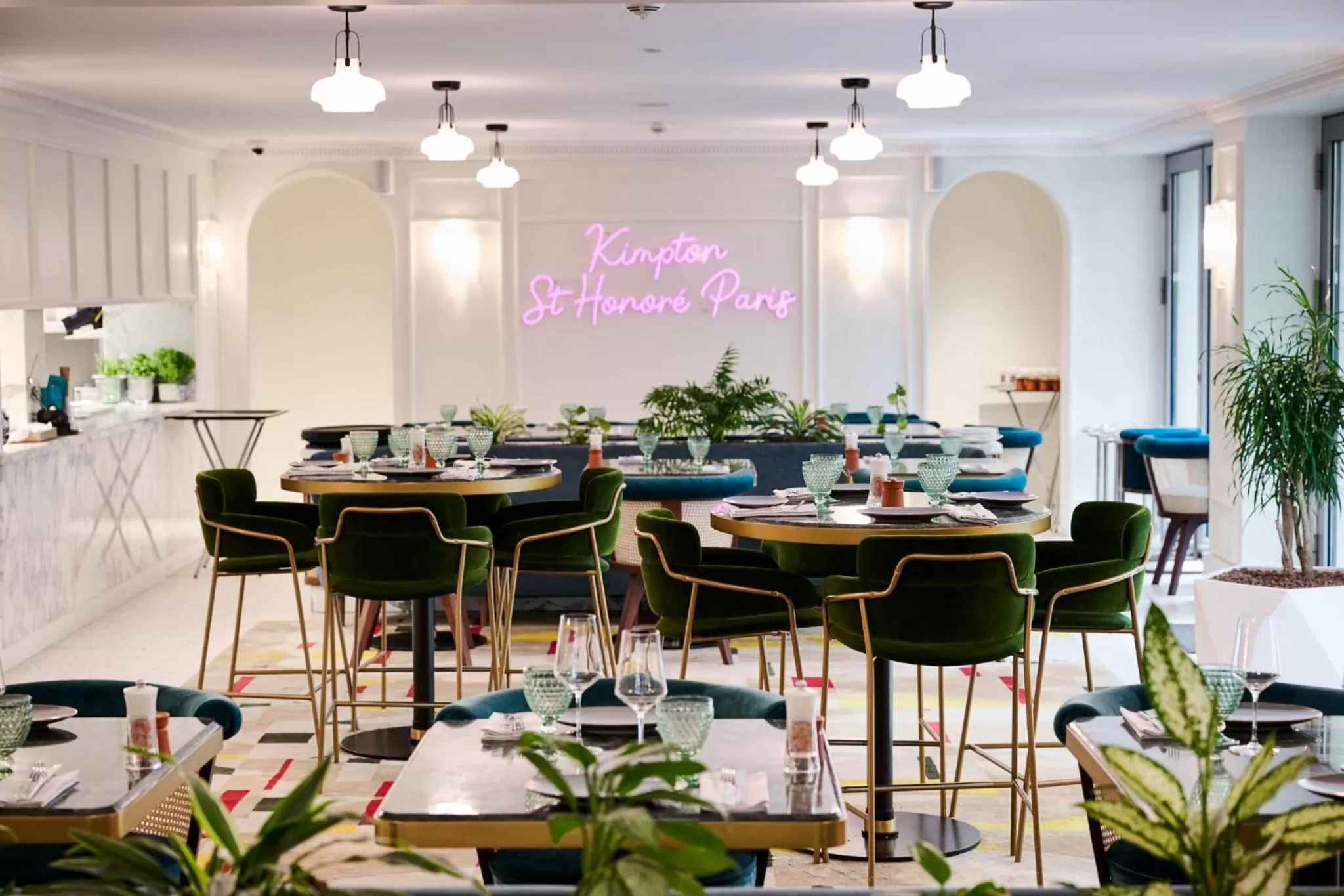 Restaurant/places to eat in Kimpton - St Honoré Paris by IHG