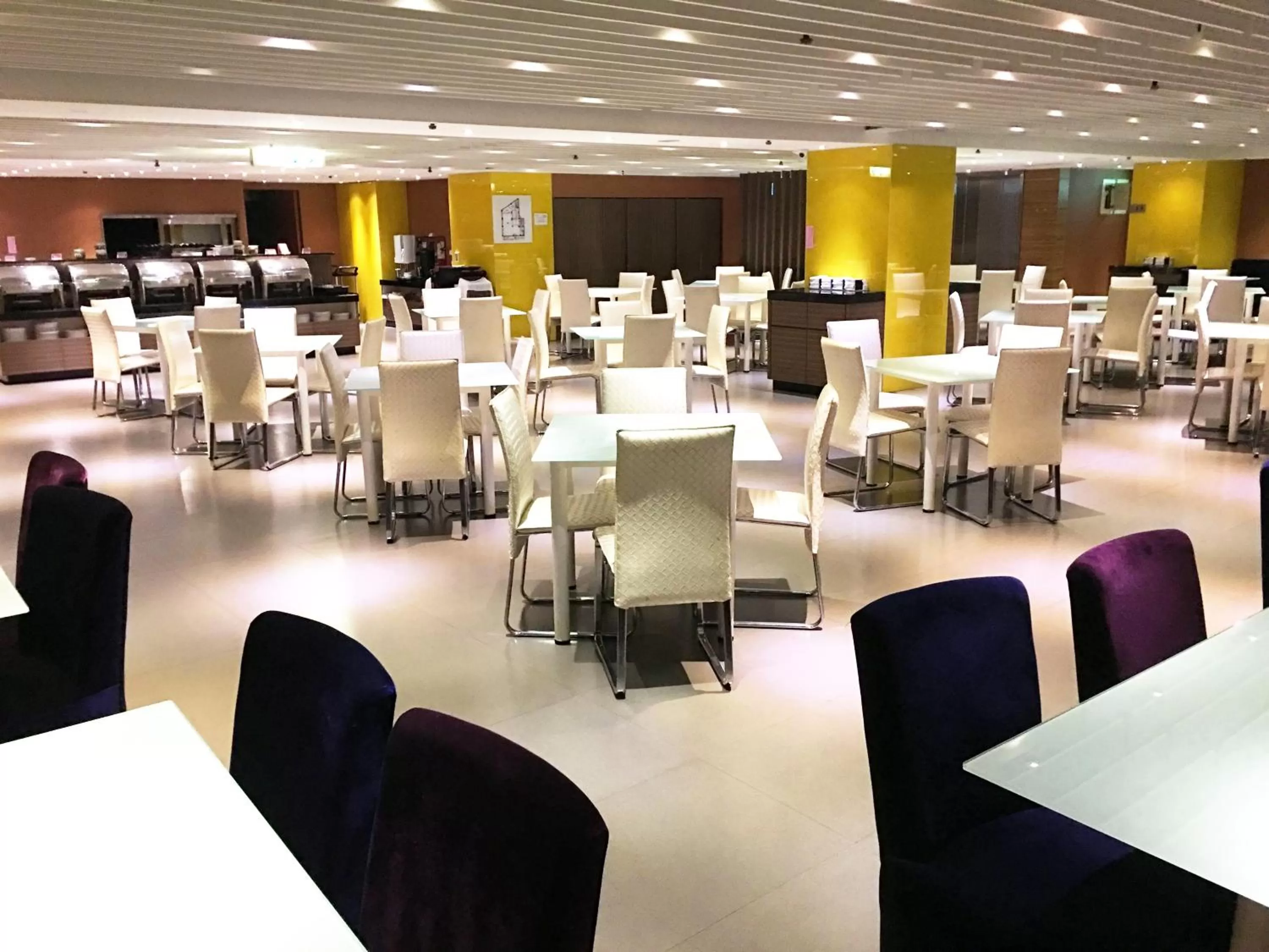 Restaurant/places to eat in Century Hotel Taoyuan