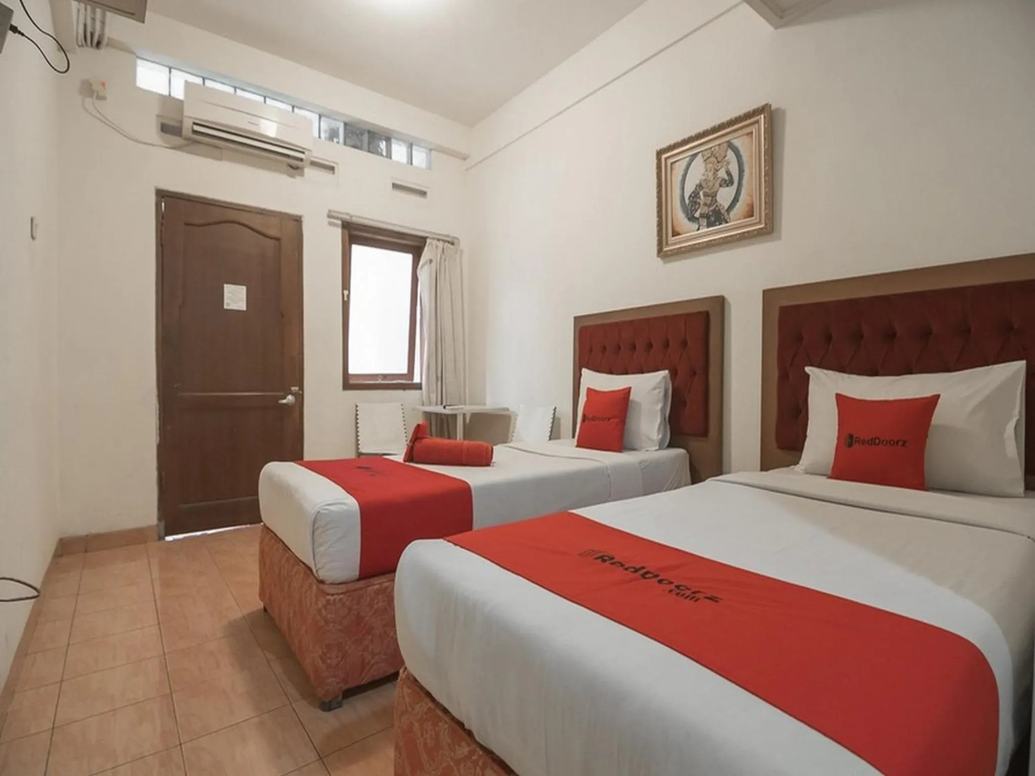 Bedroom, Bed in RedDoorz @ Buah Batu 3