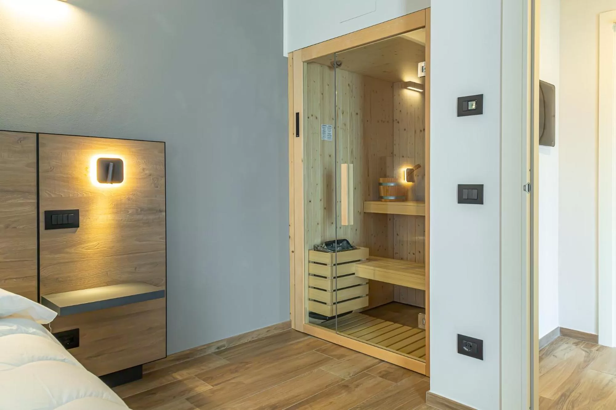 Sauna, Bed in Hotel Mon Émile