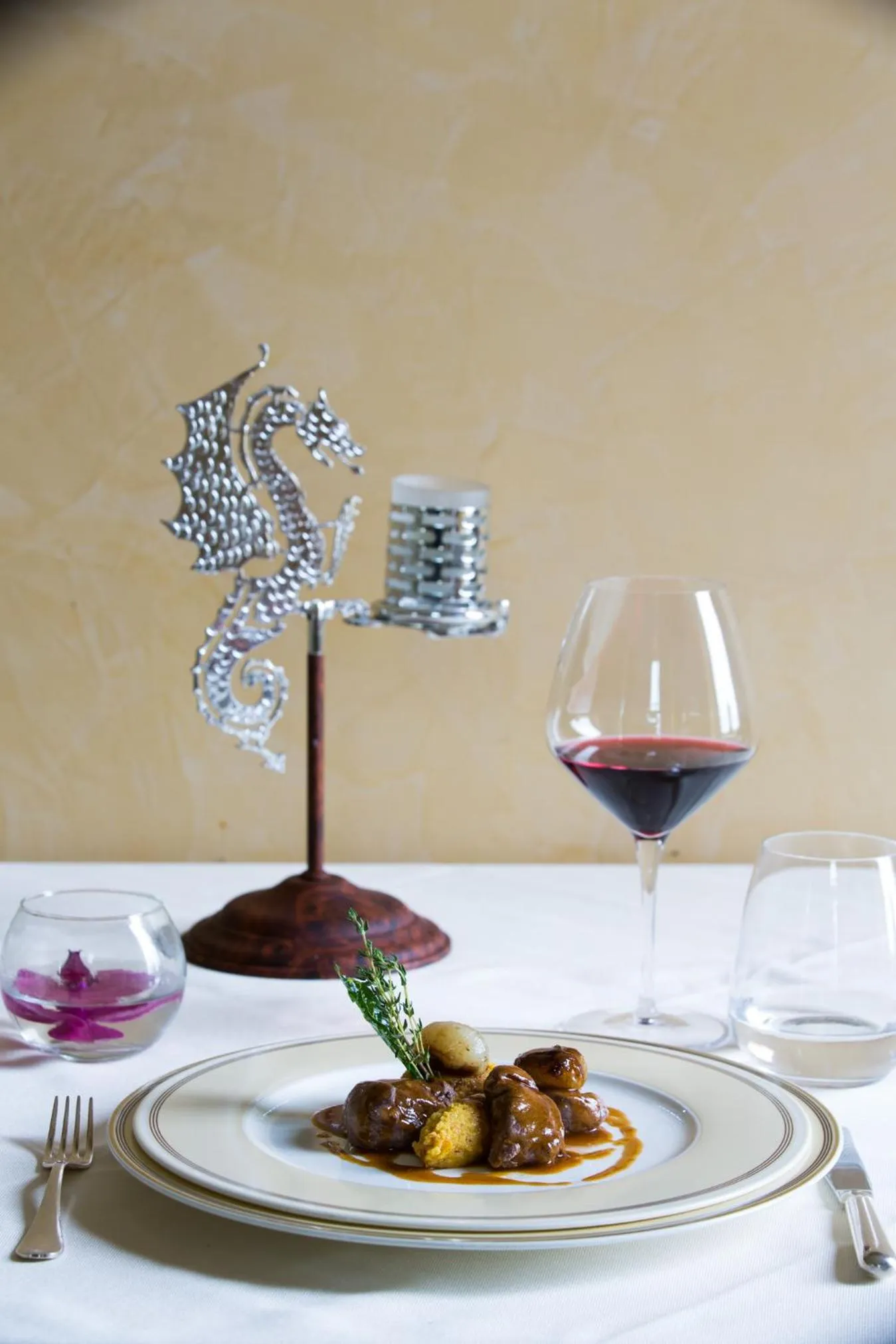 Food and drinks in Castello Dal Pozzo Resort Lago Maggiore - Preferred Hotels & Resorts