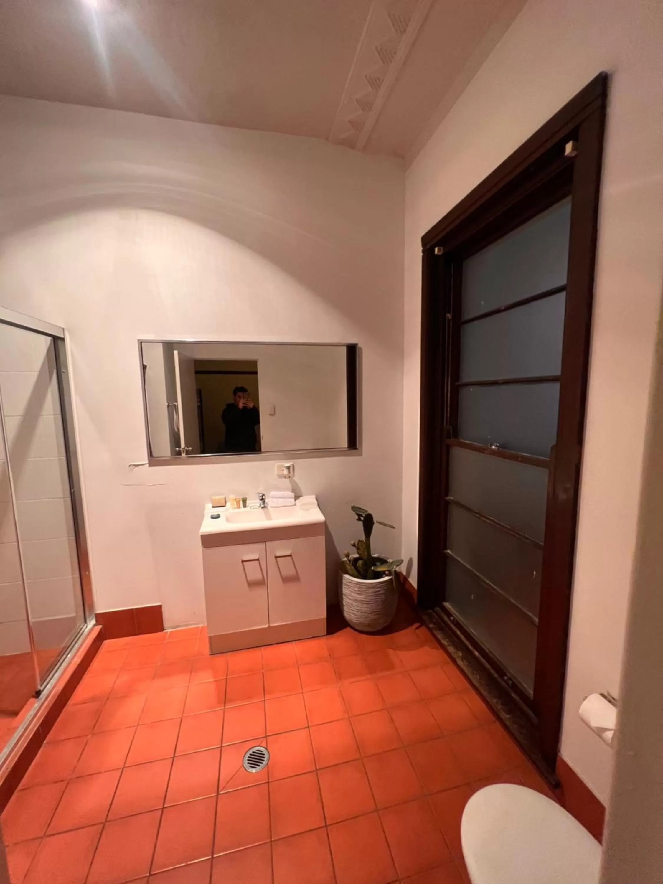 Shower in Charing Cross Hotel