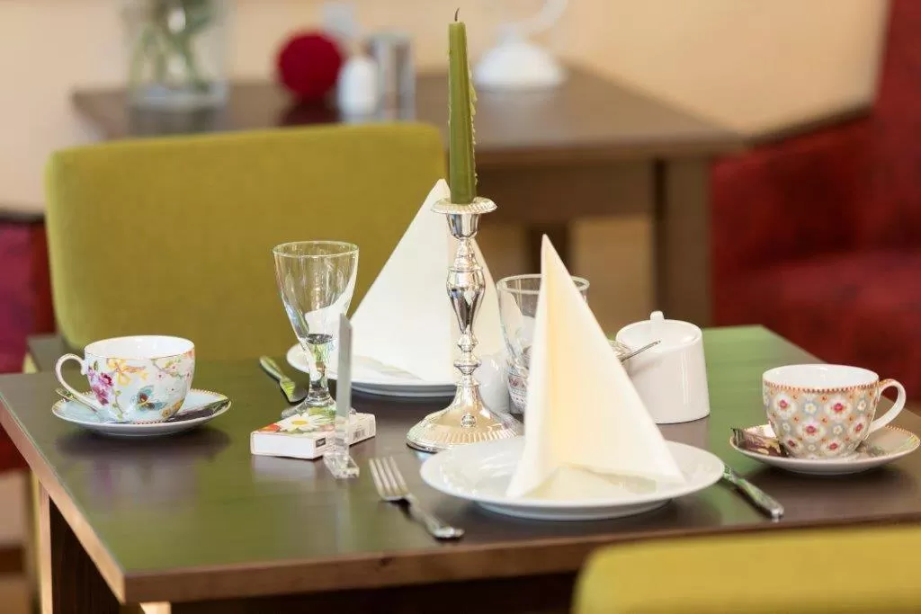 Restaurant/places to eat in Hotel Garni Pölzl