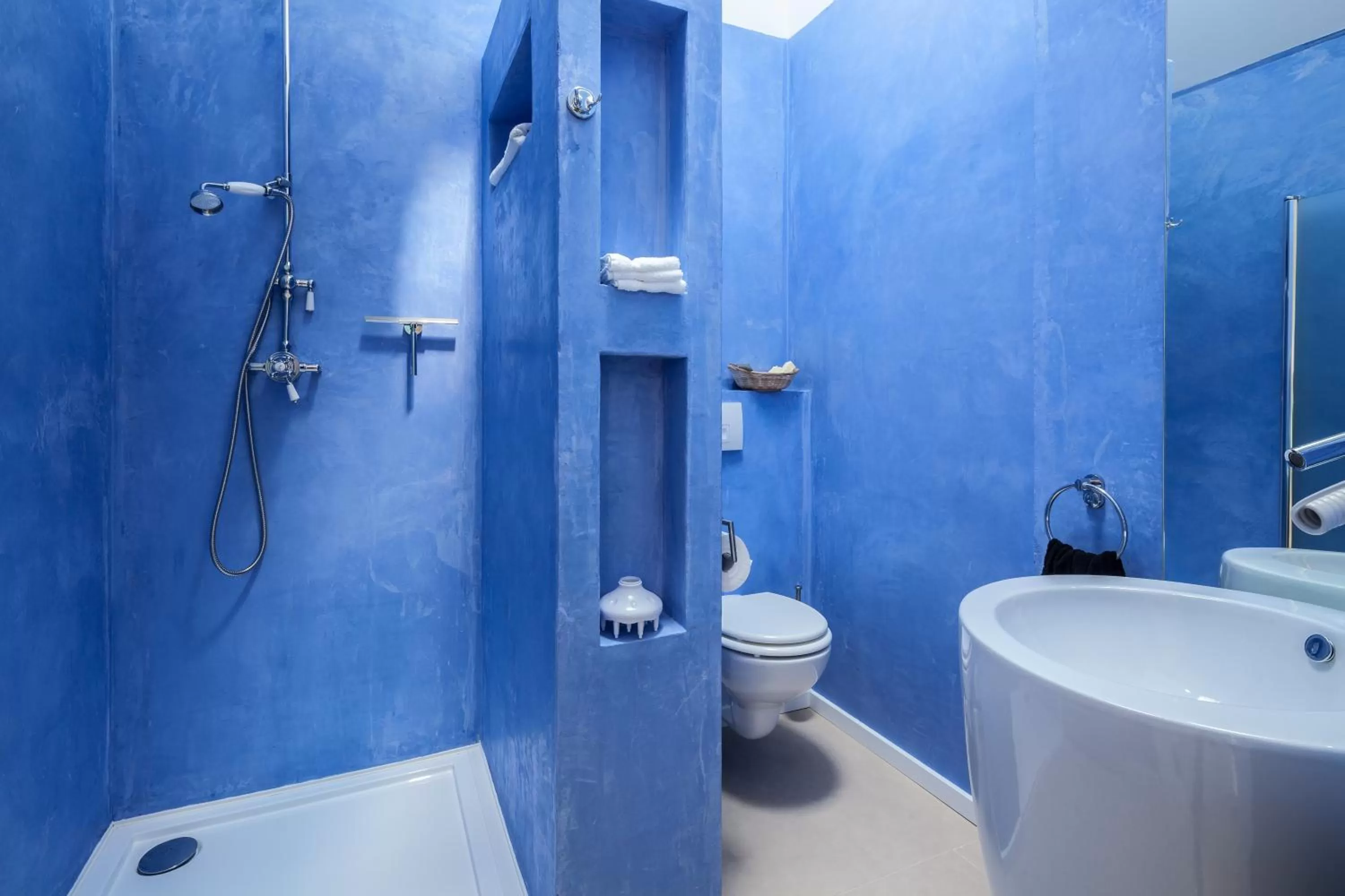 Bathroom in GL Suites