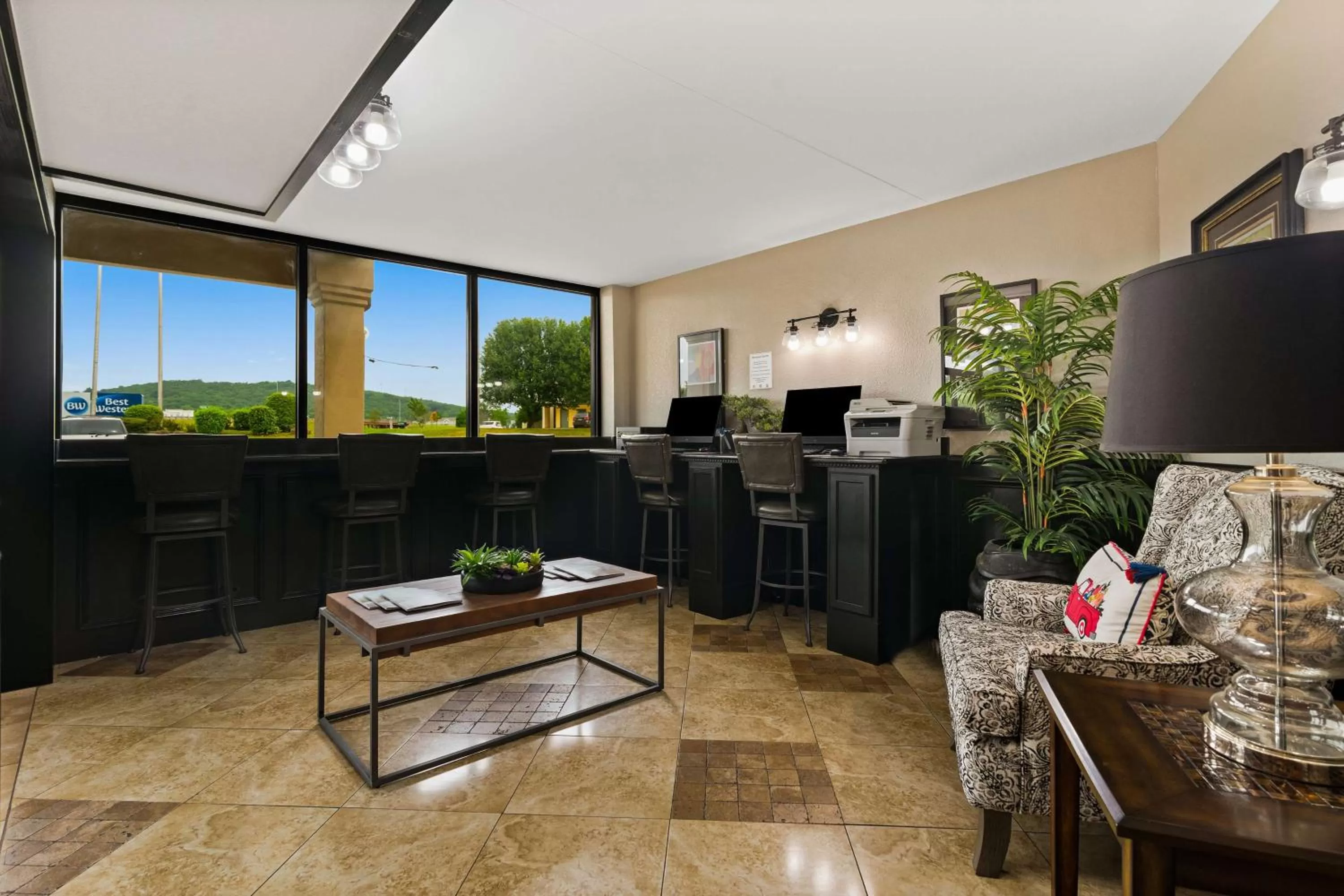 Business facilities in Best Western Windsor Suites