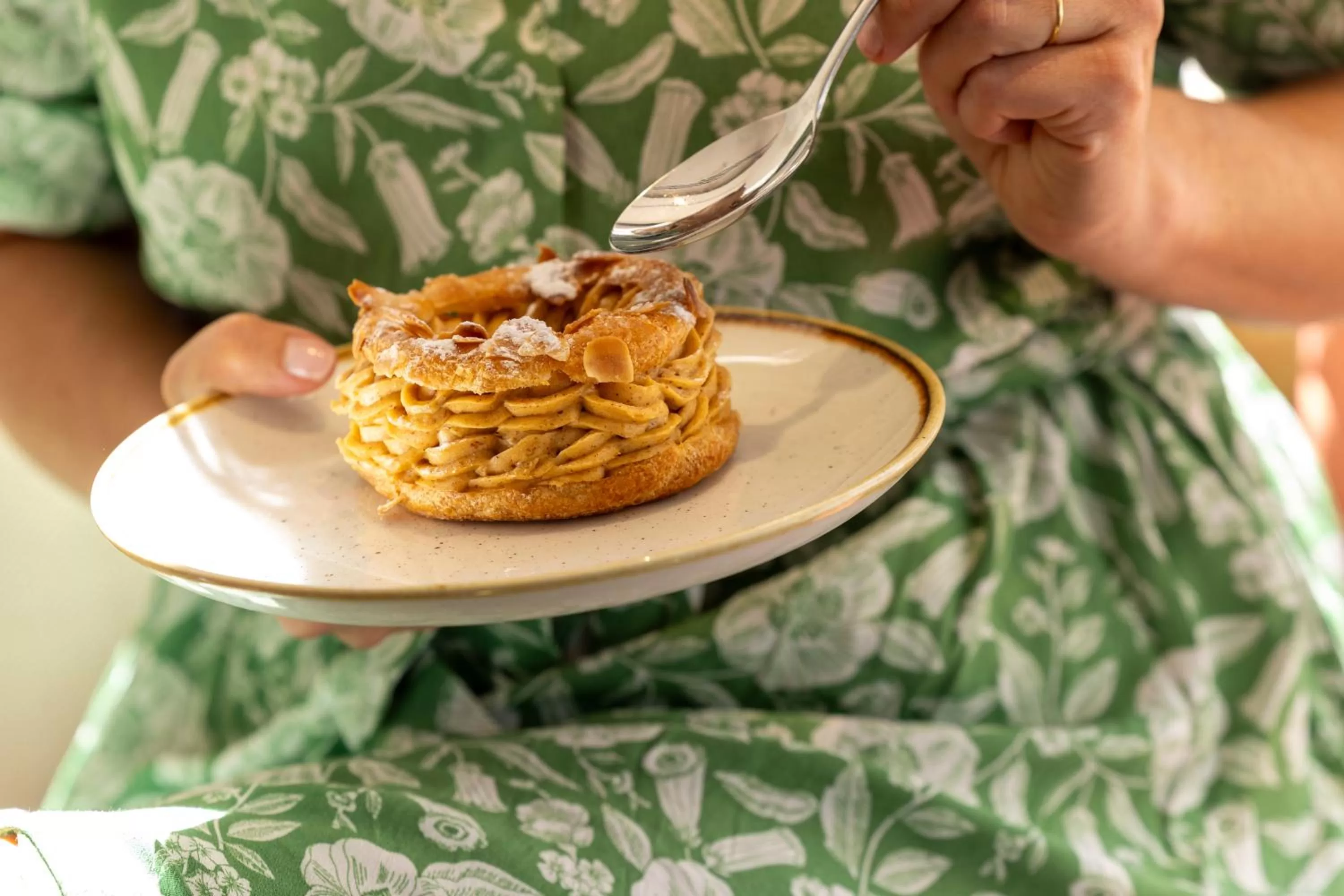 Restaurant/places to eat in Hotel La Diligence