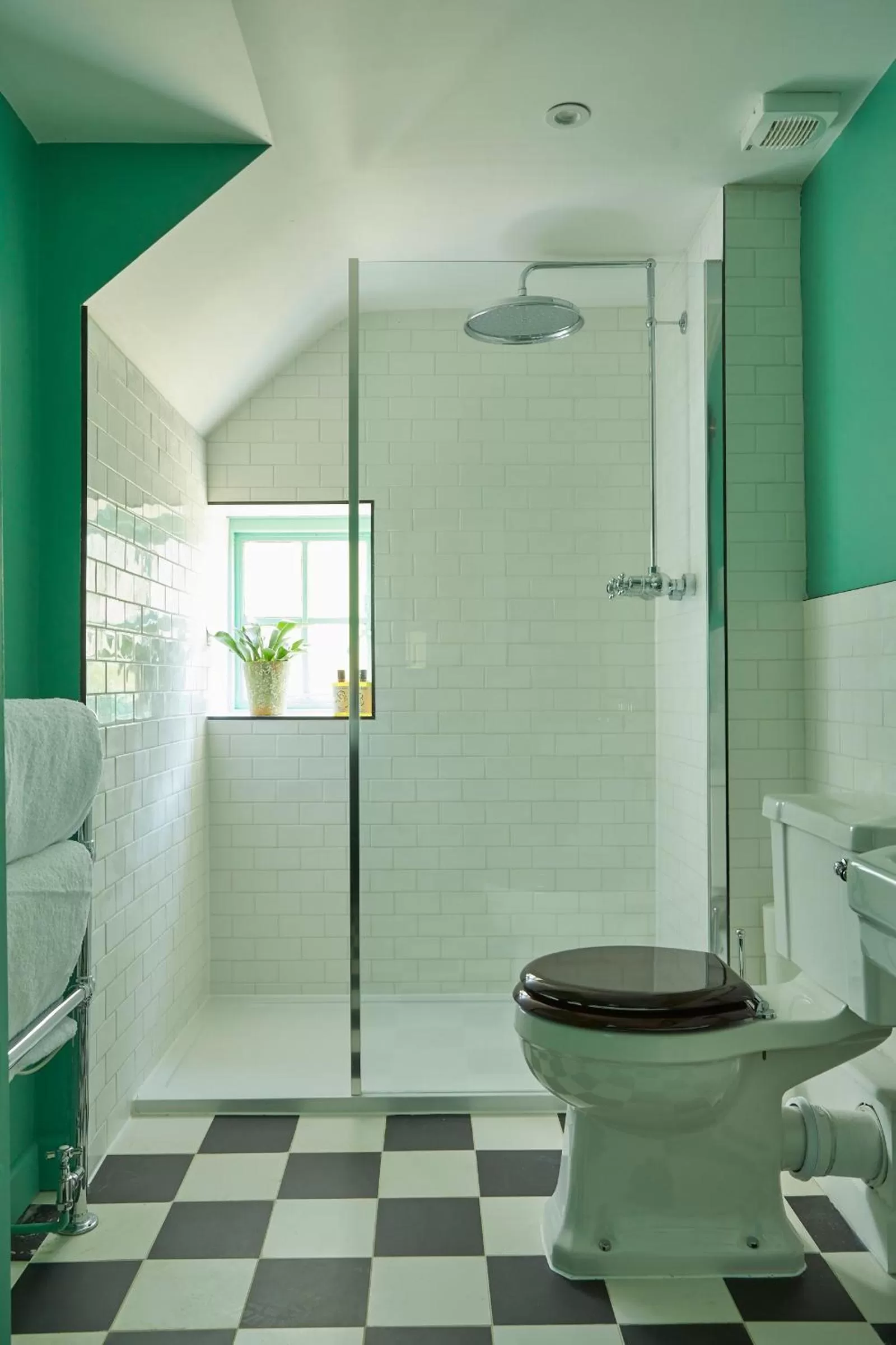 Bathroom in The Lamb Inn