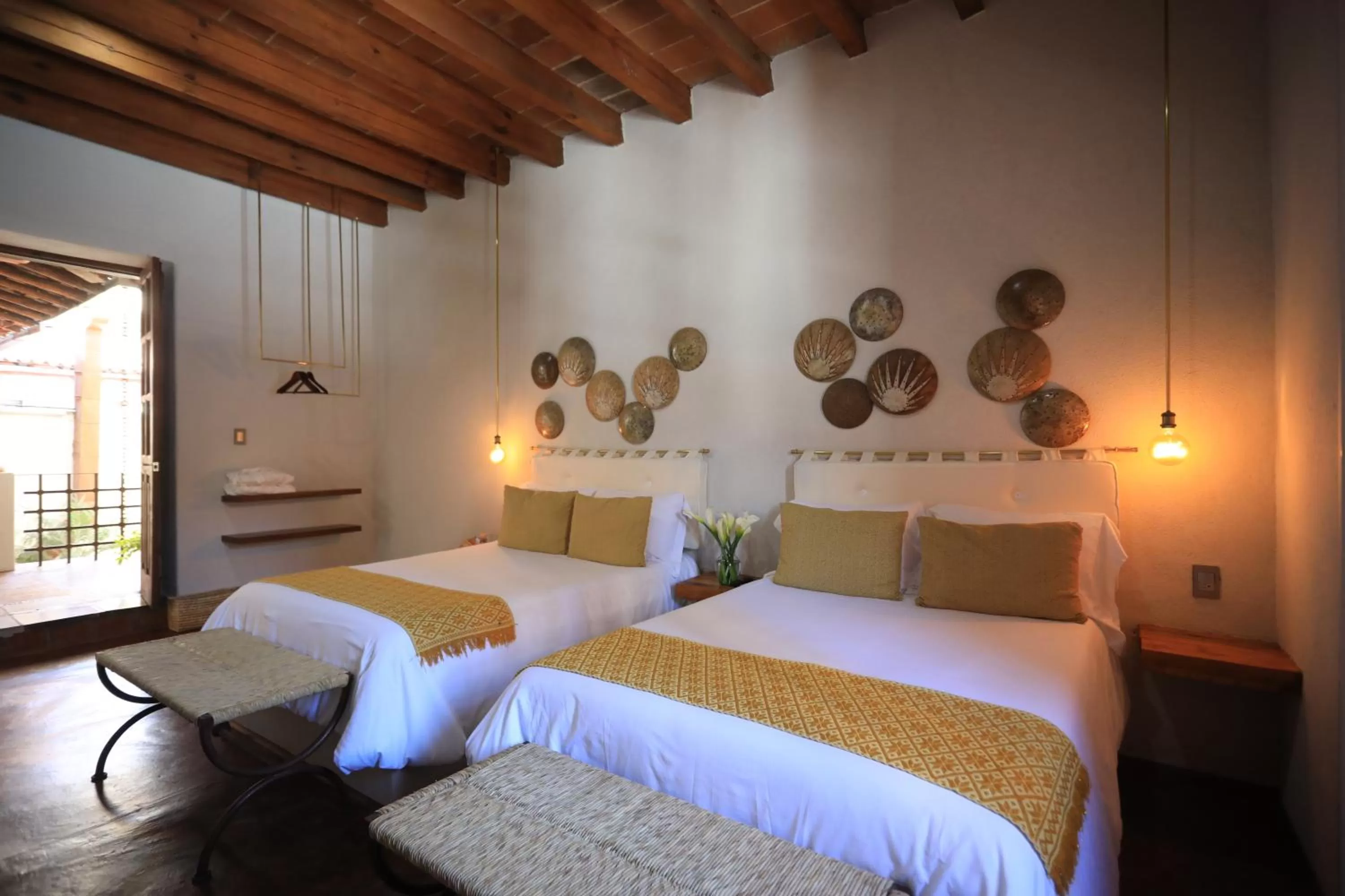 Photo of the whole room, Bed in La Dorada Town view