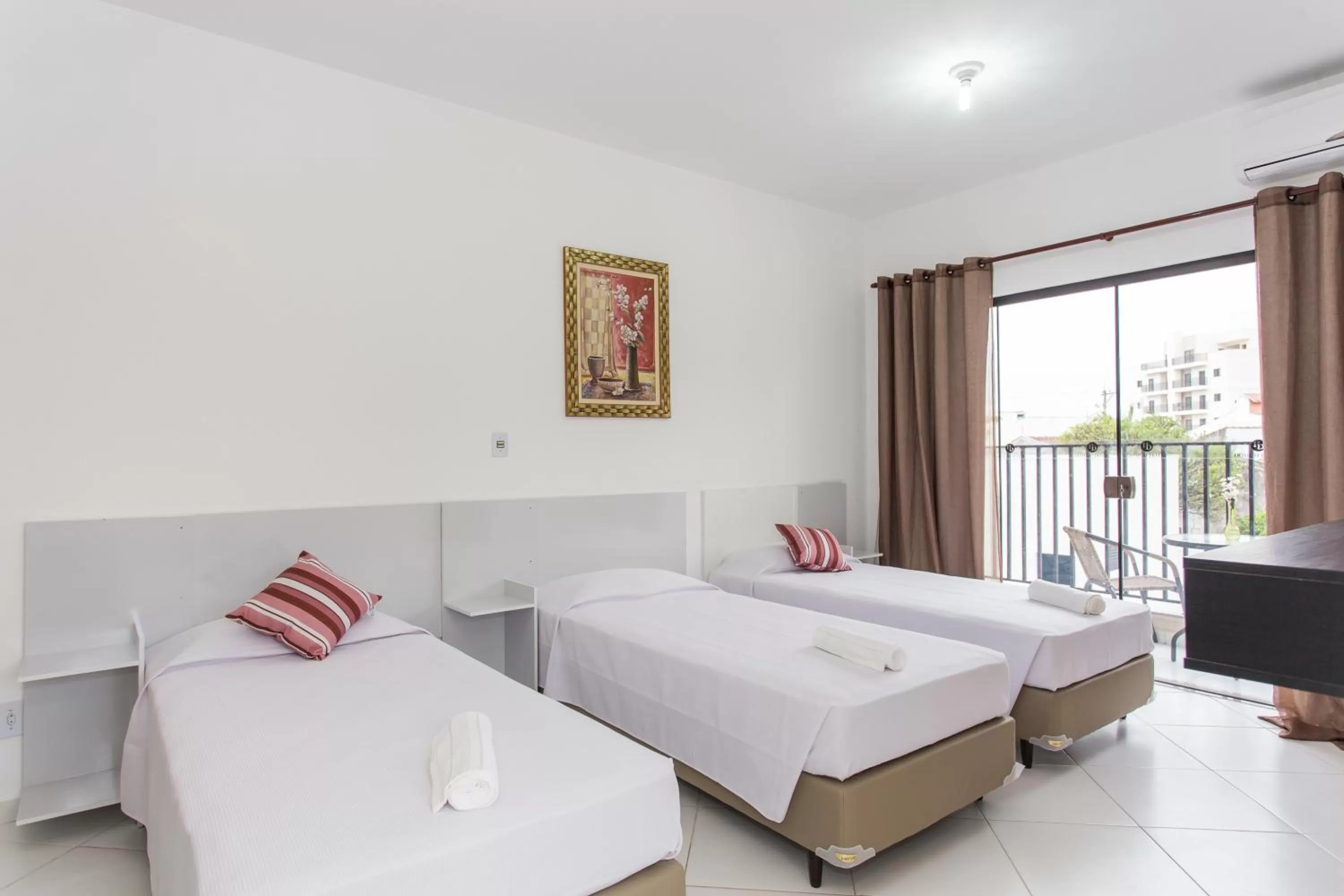 Photo of the whole room, Bed in Domum Hotel