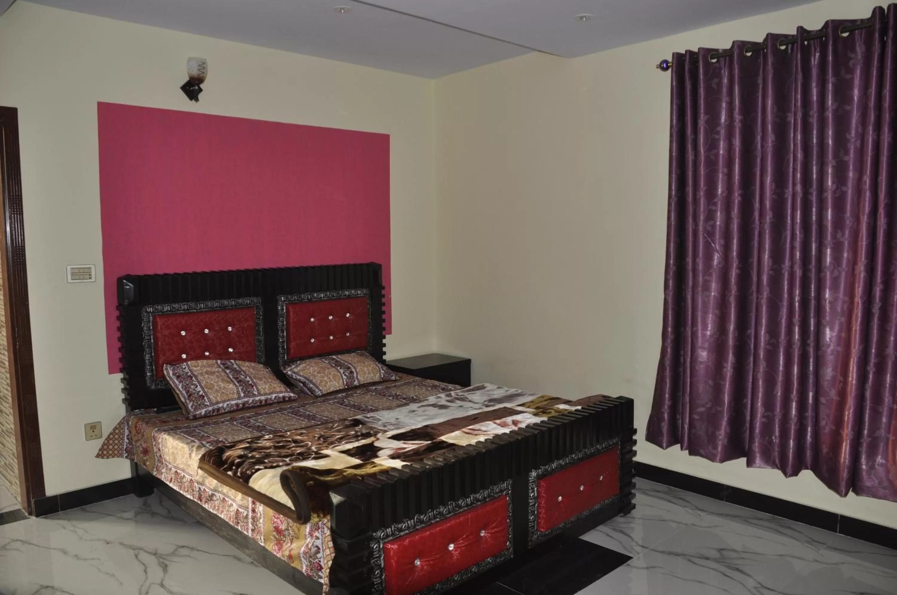Bed in Ayub Residence Bhurban