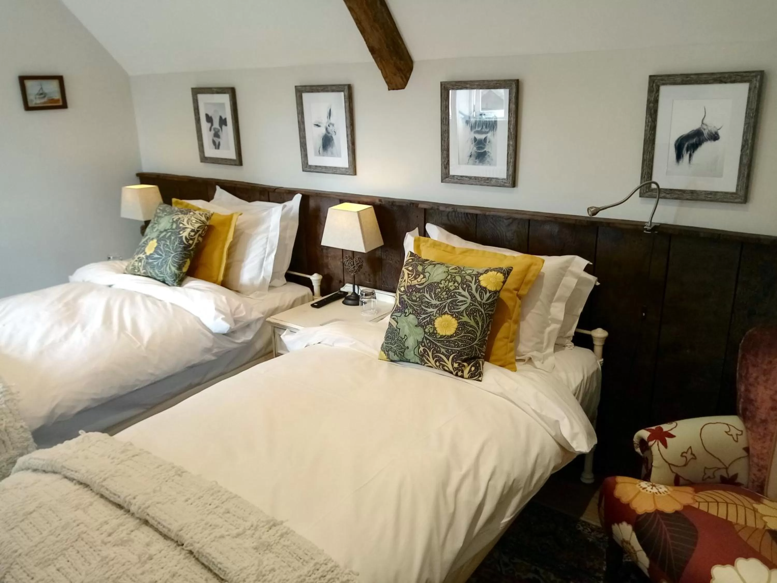 Bed in Keepers Cottage Guest House