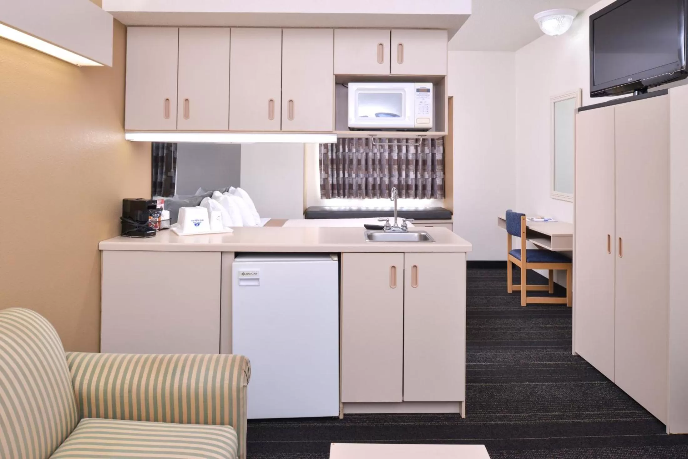 Bedroom in Americas Best Value Inn & Suites Maryville