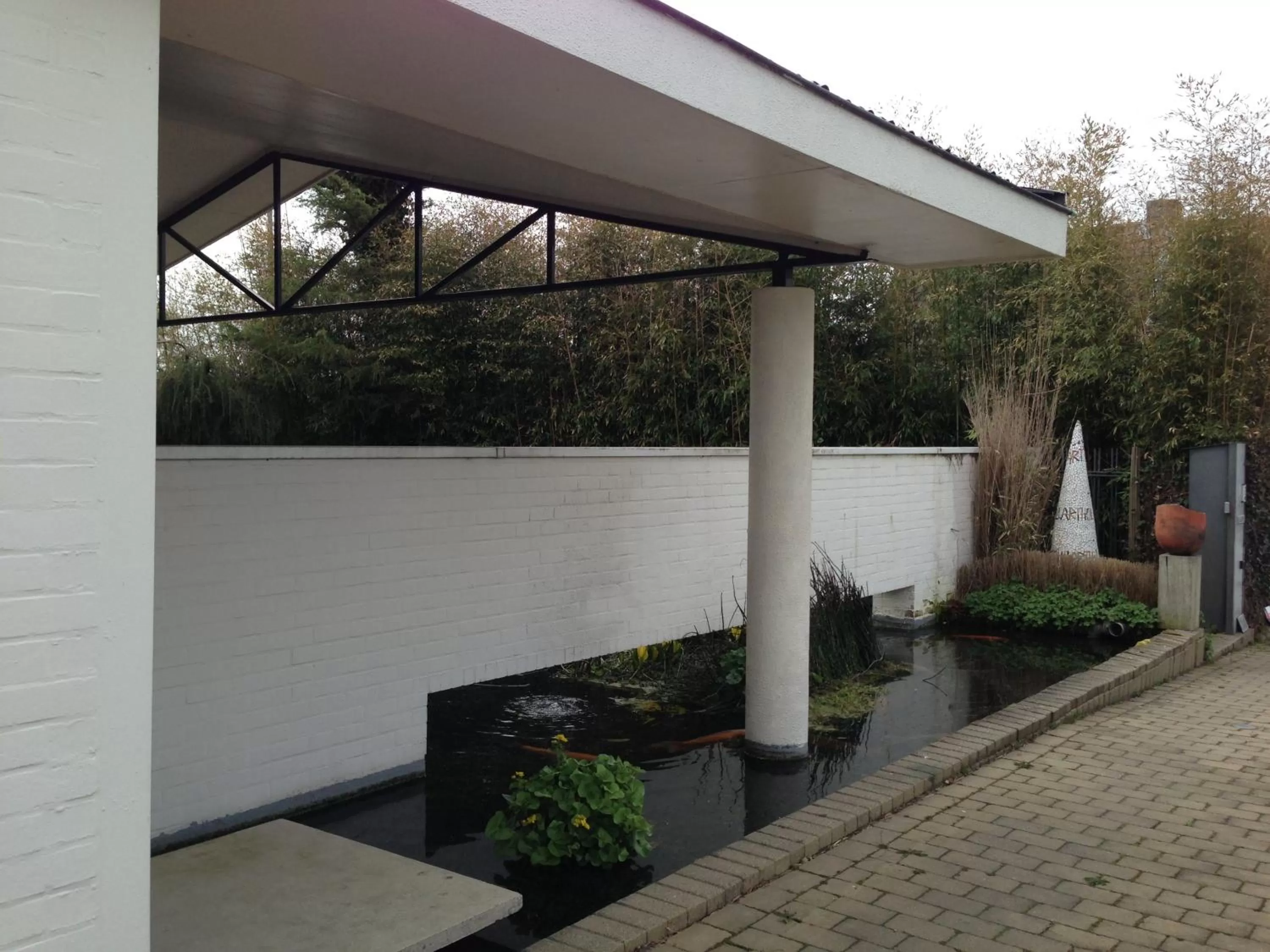 Area and facilities in Studio Art-hill