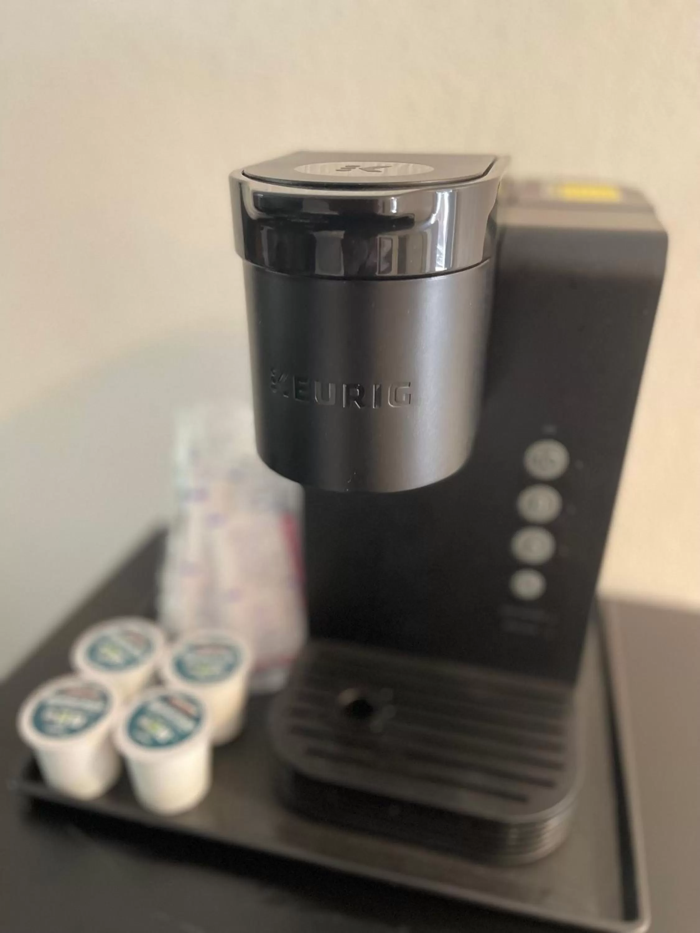 Coffee/tea facilities in The Historic Brookdale Lodge, Santa Cruz Mountains