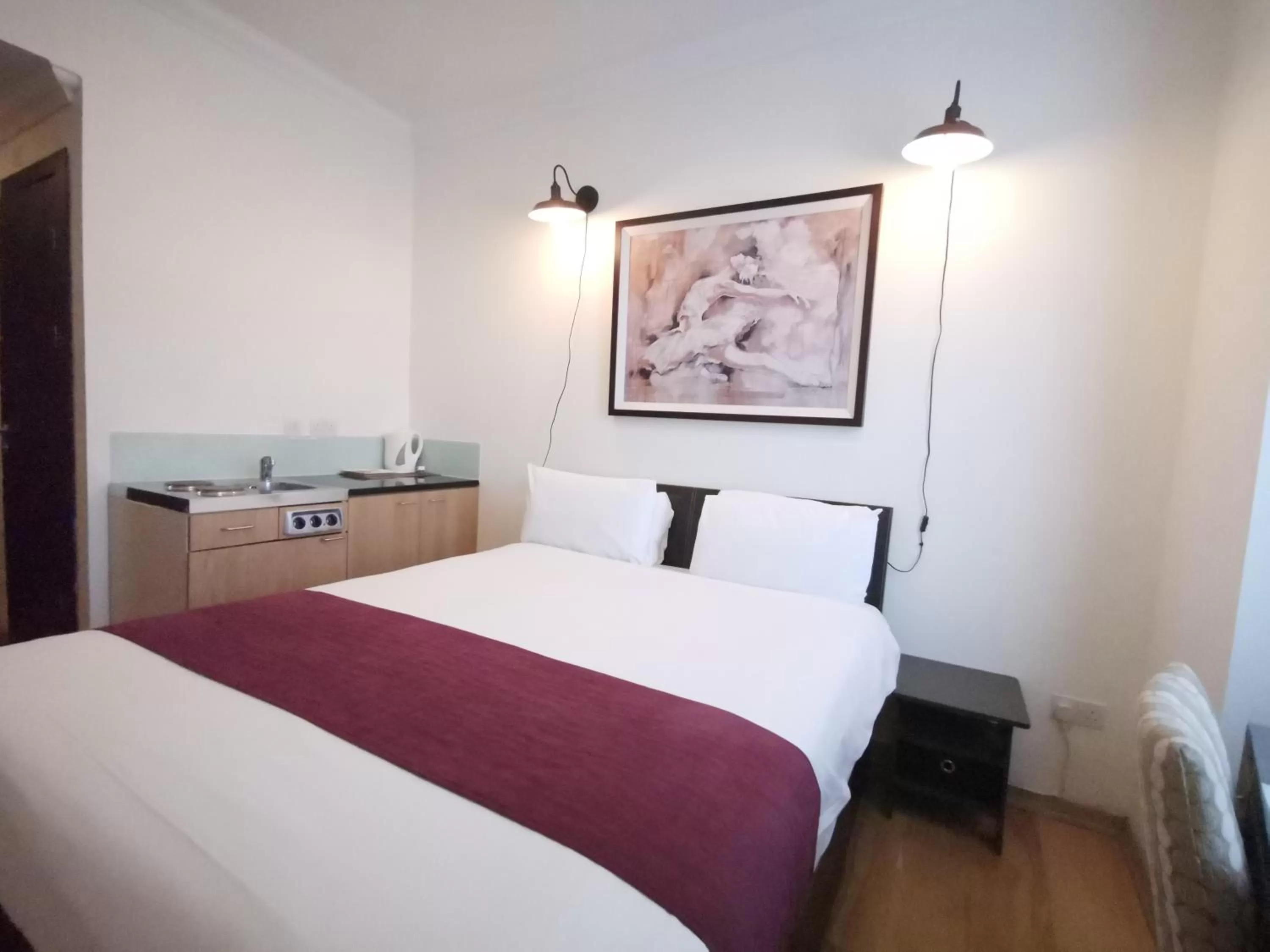 Bed in The Royale Chulan Hyde Park Hotel