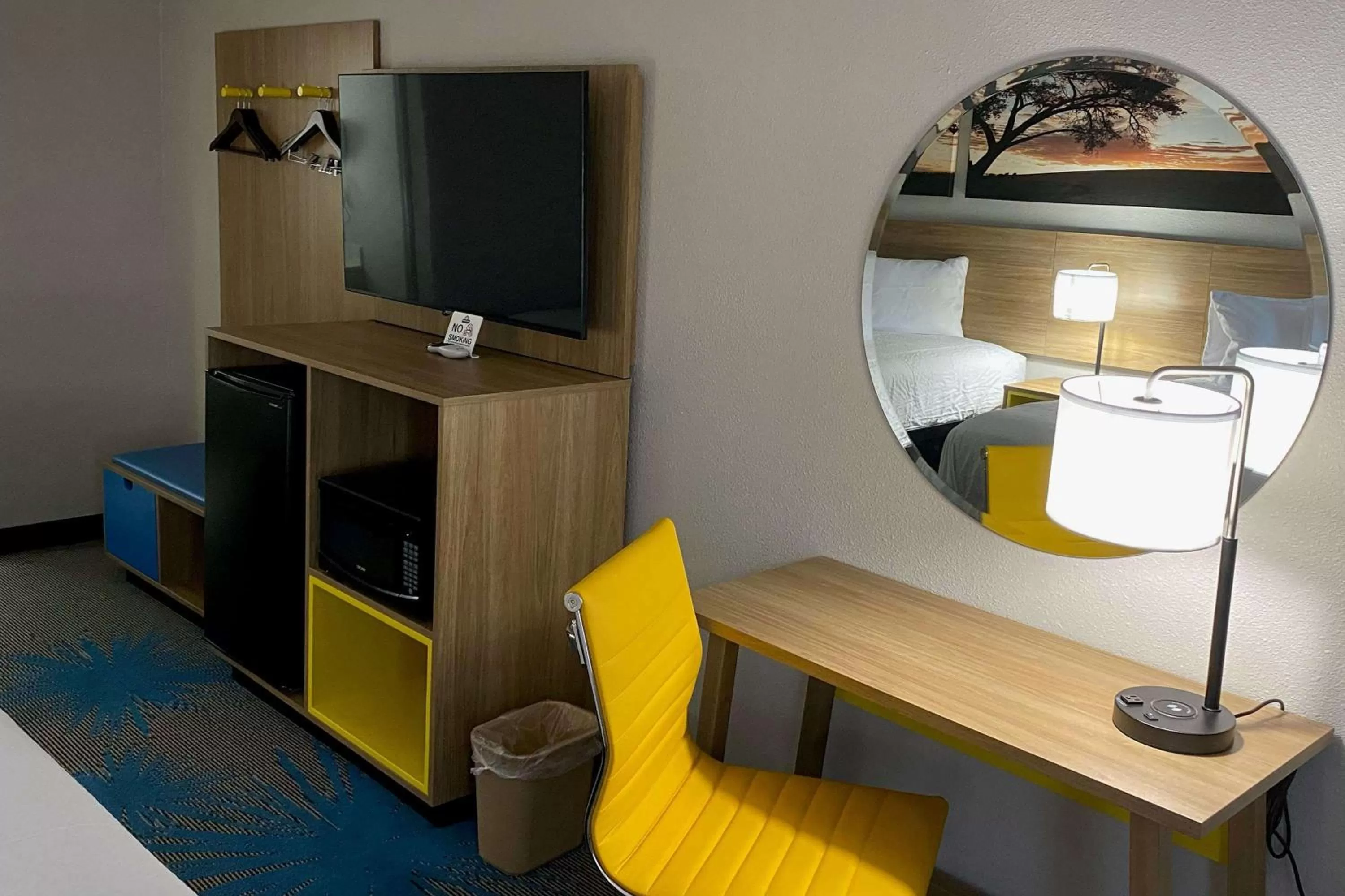 Photo of the whole room in Days Inn by Wyndham Newnan