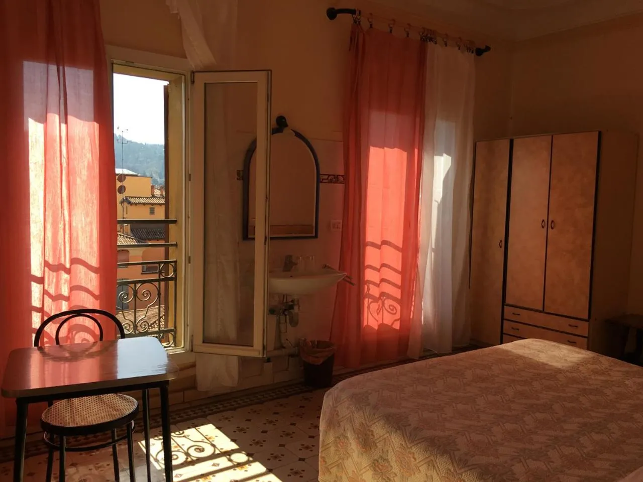 Bedroom, Bed in Hotel Panorama Bologna Centro