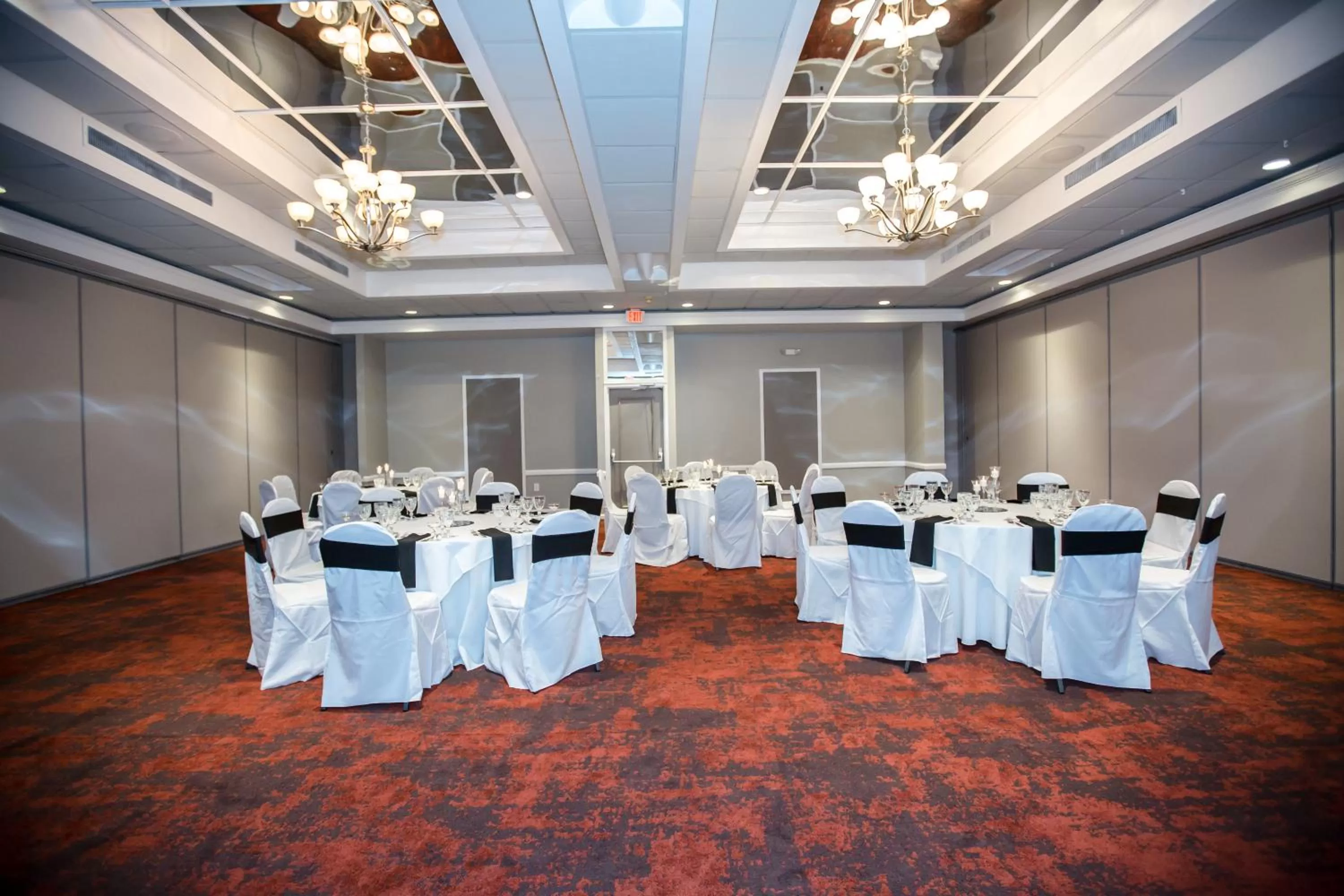 Banquet/Function facilities in Ramada by Wyndham Jacksonville Hotel & Conference Center