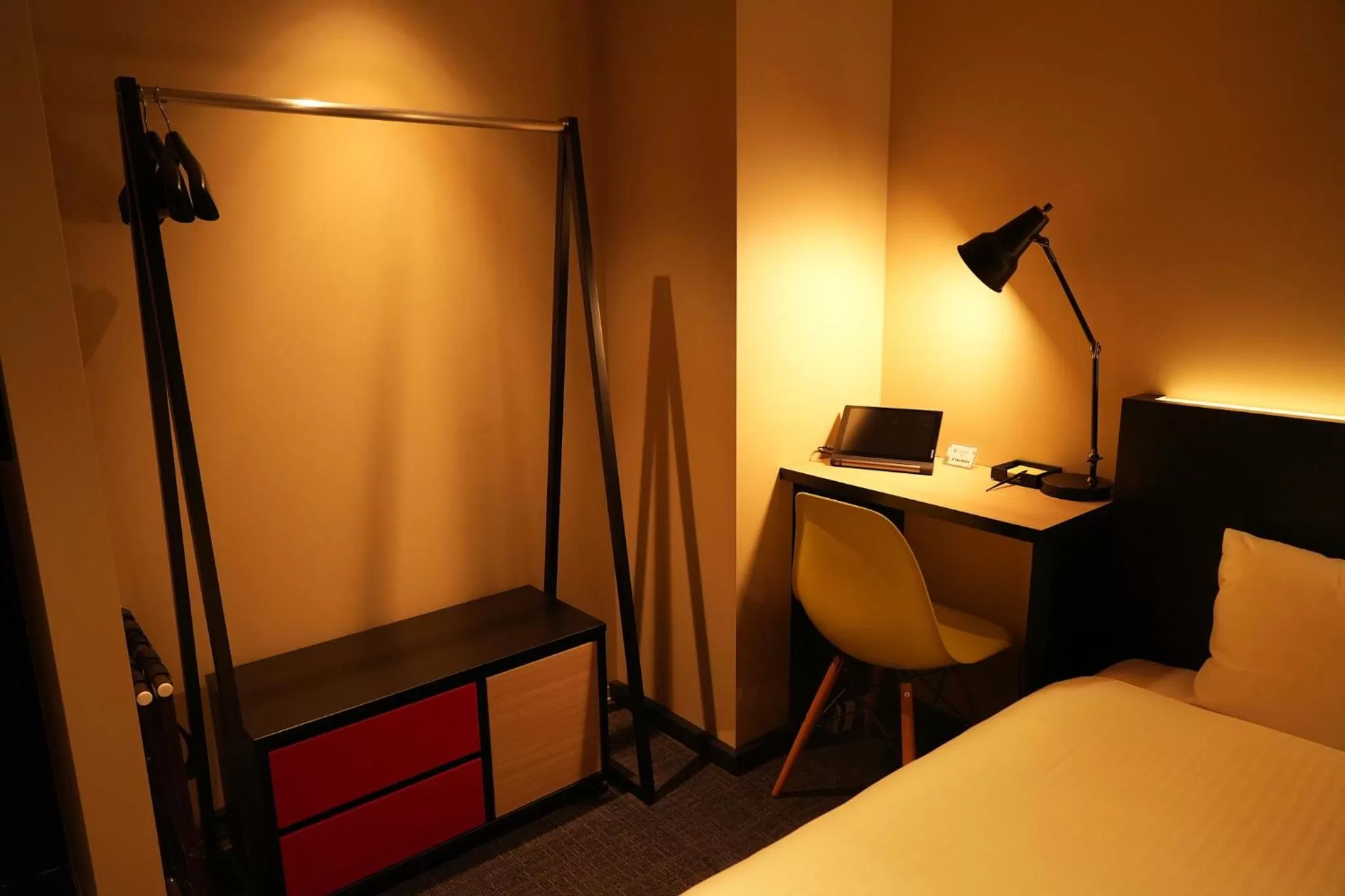 Bed, TV/Entertainment Center in NPlus Hotel Higashikanda-akihabara