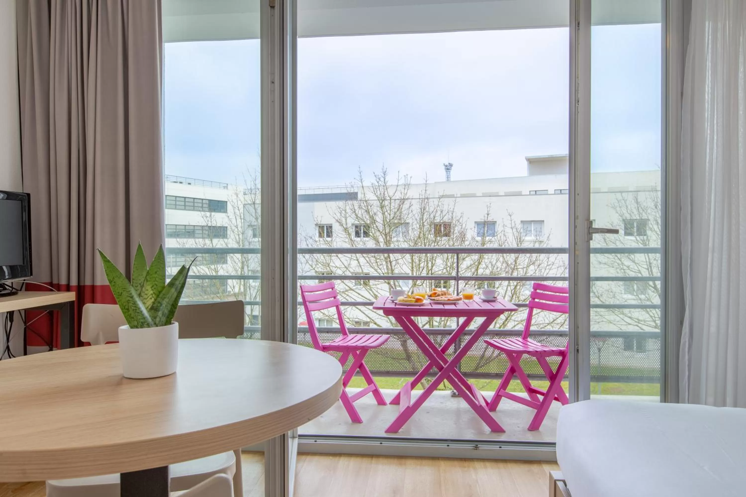 Balcony/Terrace in Comfort Aparthotel Le Mans