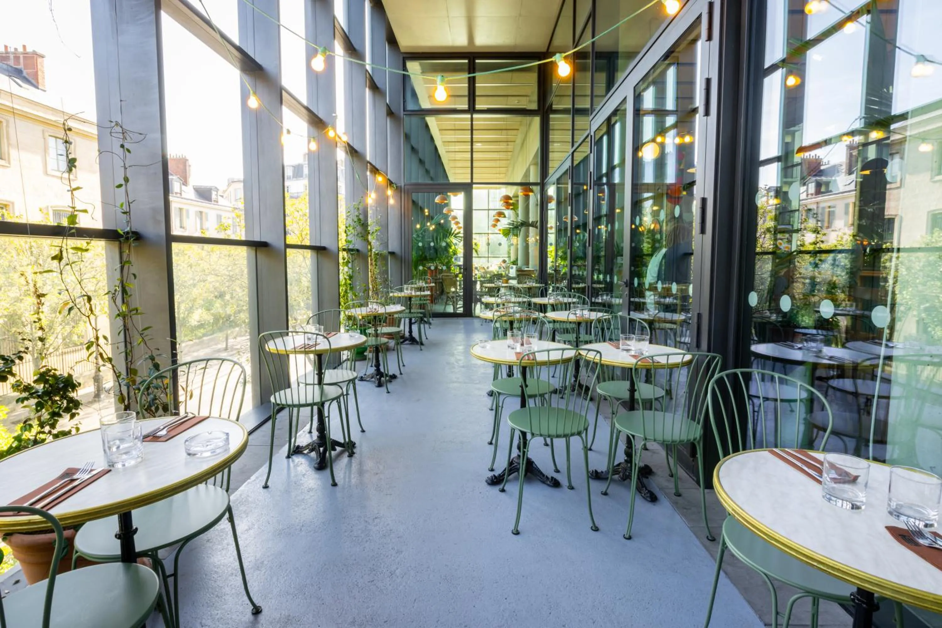 Restaurant/places to eat in The People - Paris Marais