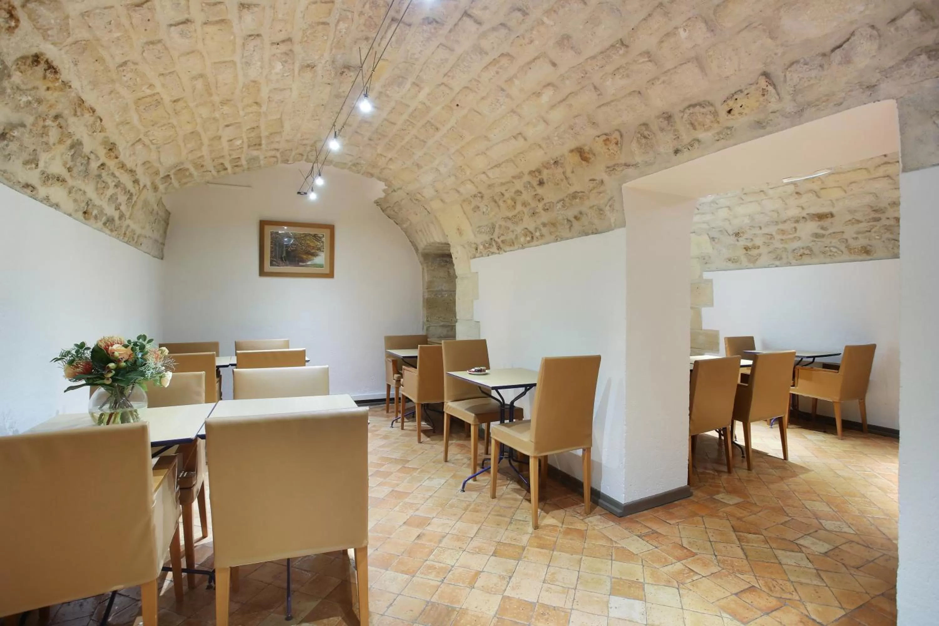 Breakfast in Hotel Lautrec Opera