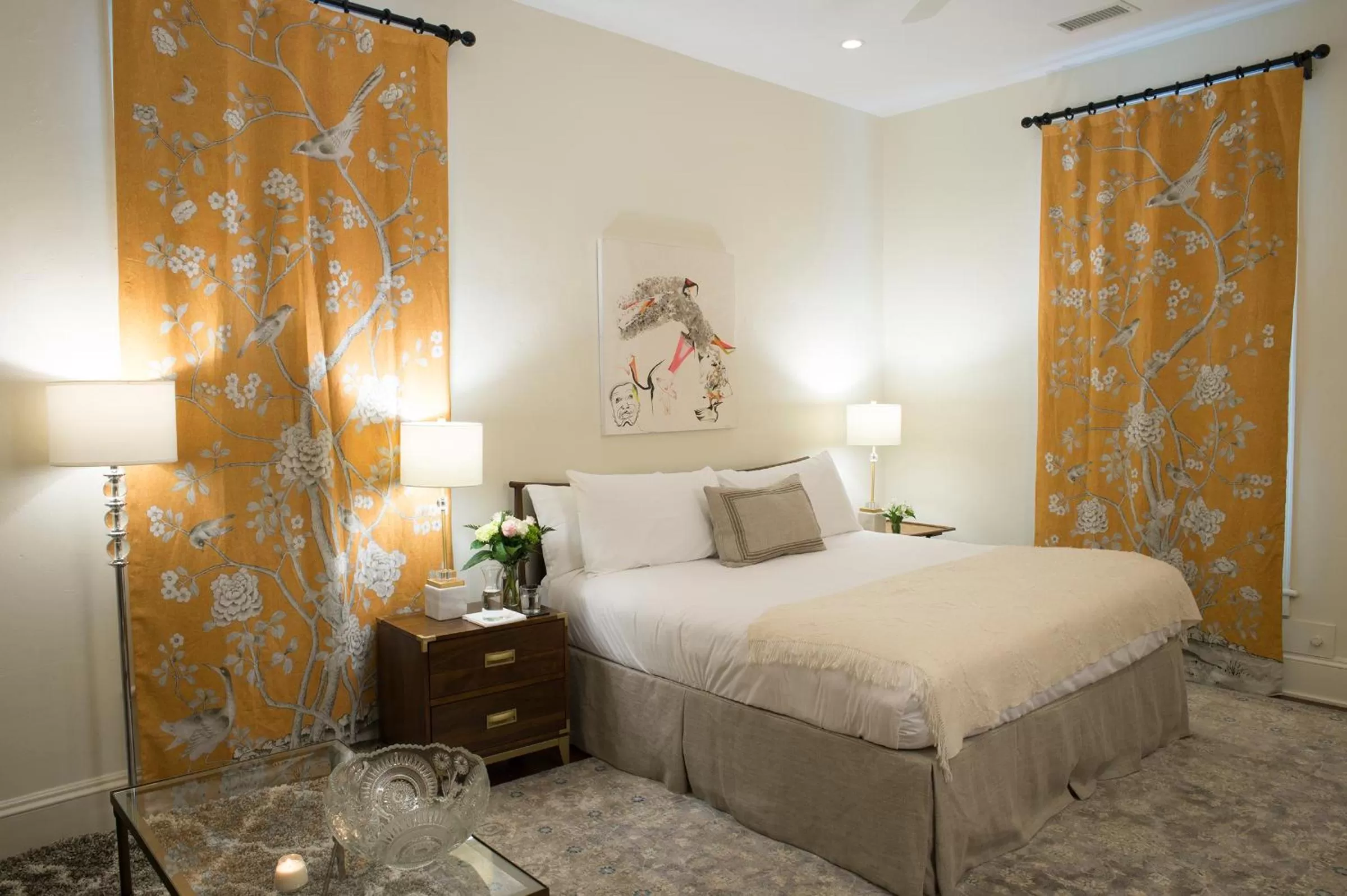 Bedroom, Bed in The Barrington