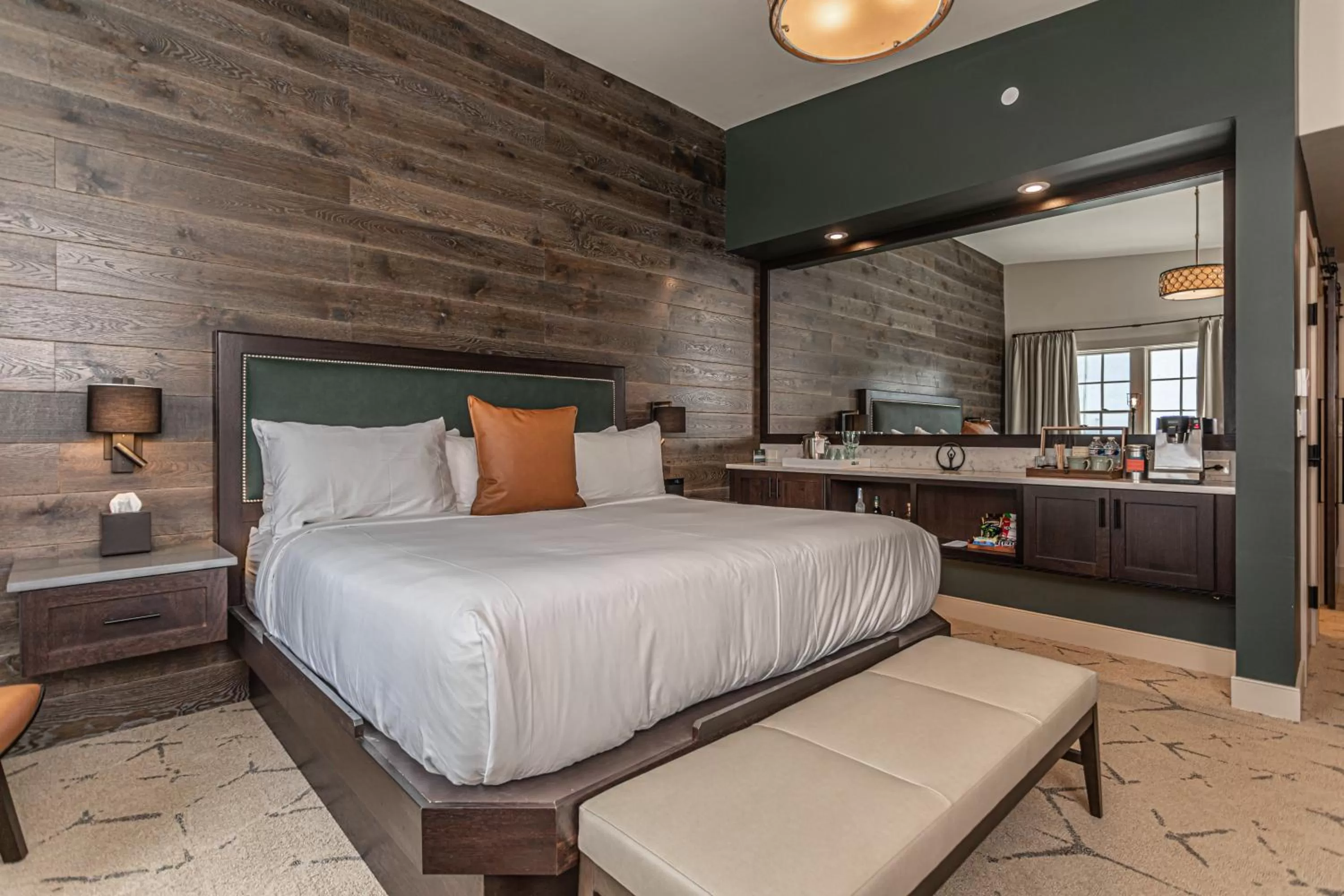 Bed in Ghost Light Inn