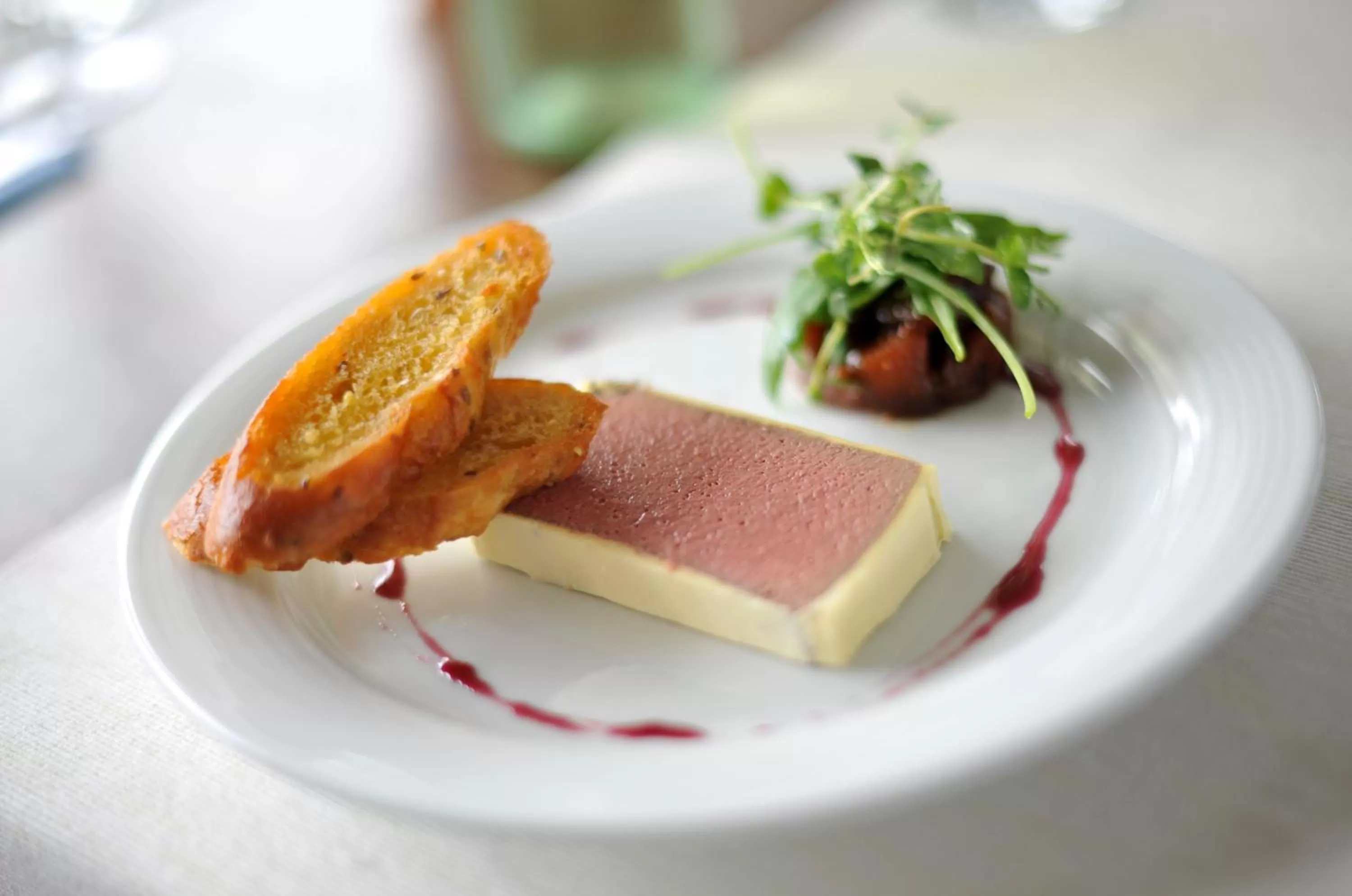 Restaurant/places to eat in Aparthotel Stare Miasto