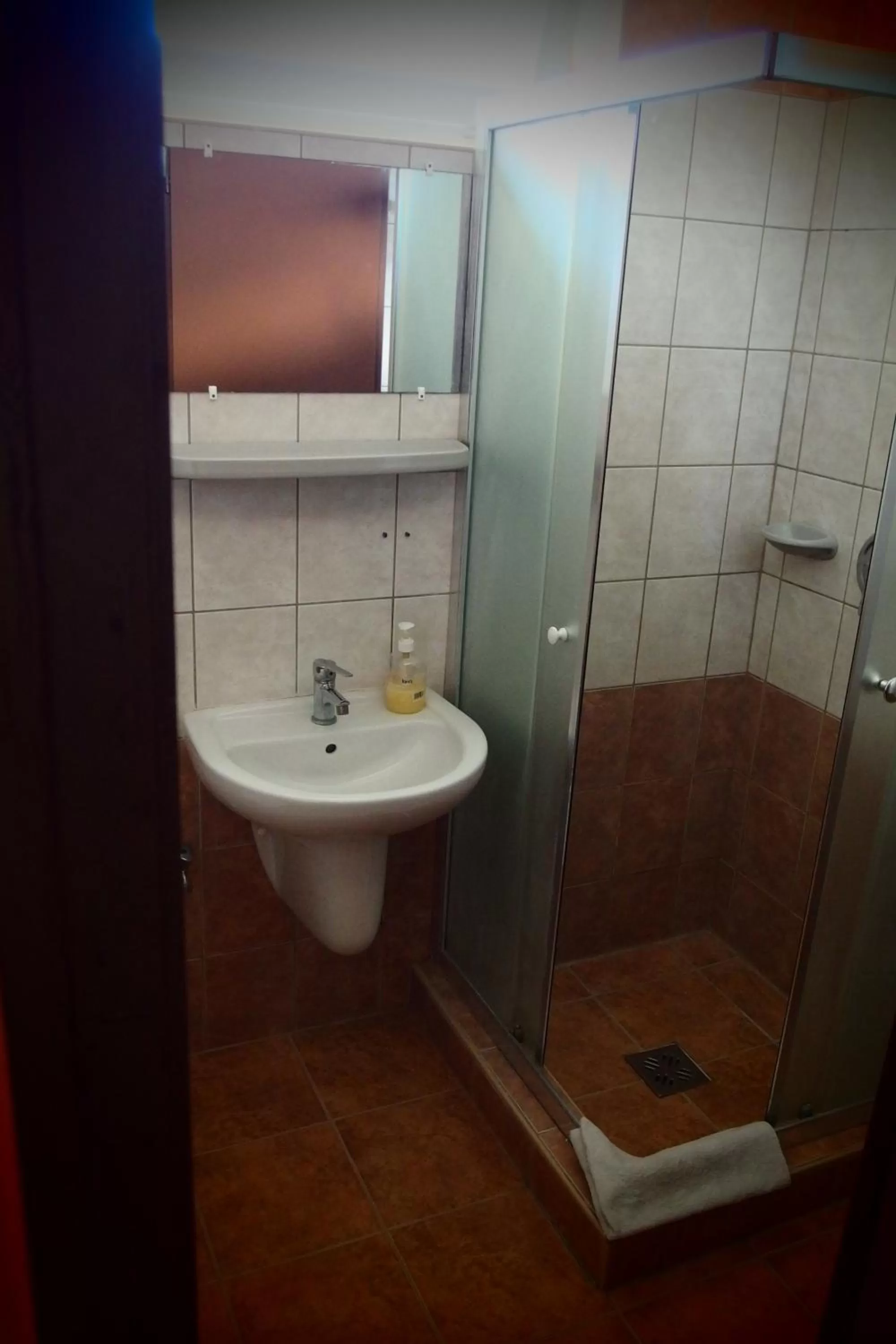 Shower in Romantik Étterem - Panzió