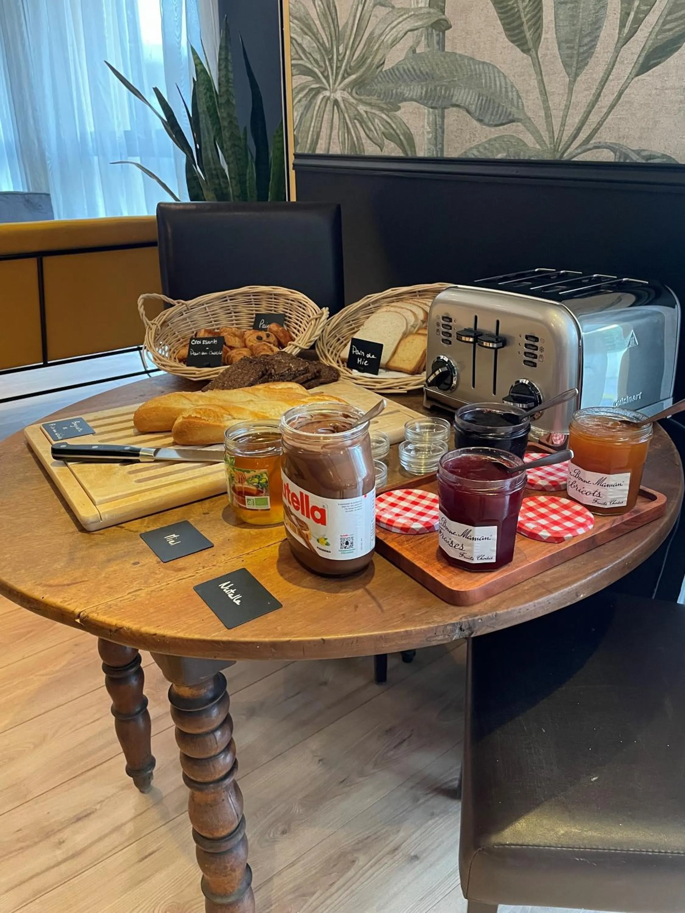 Breakfast in Hôtel Gallia Cannes