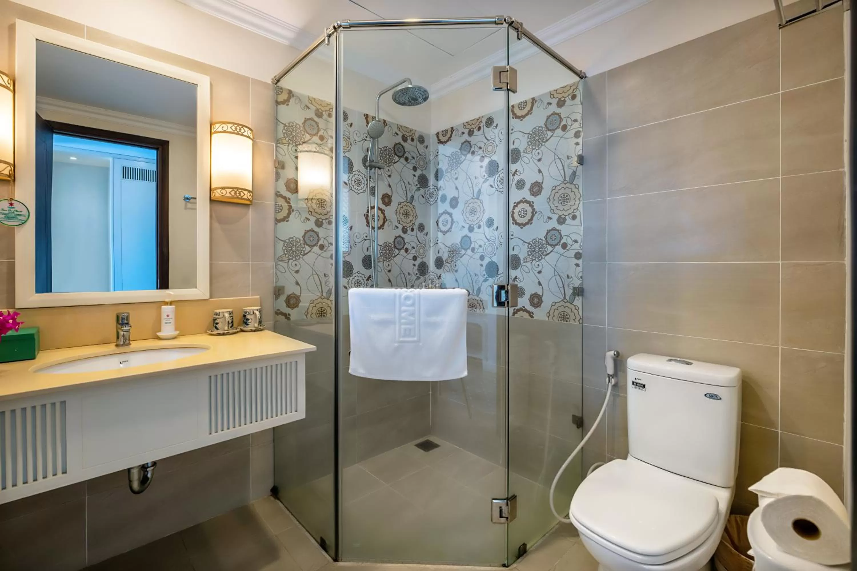 Toilet in Lantana Riverside Hoi An Boutique Hotel & Spa