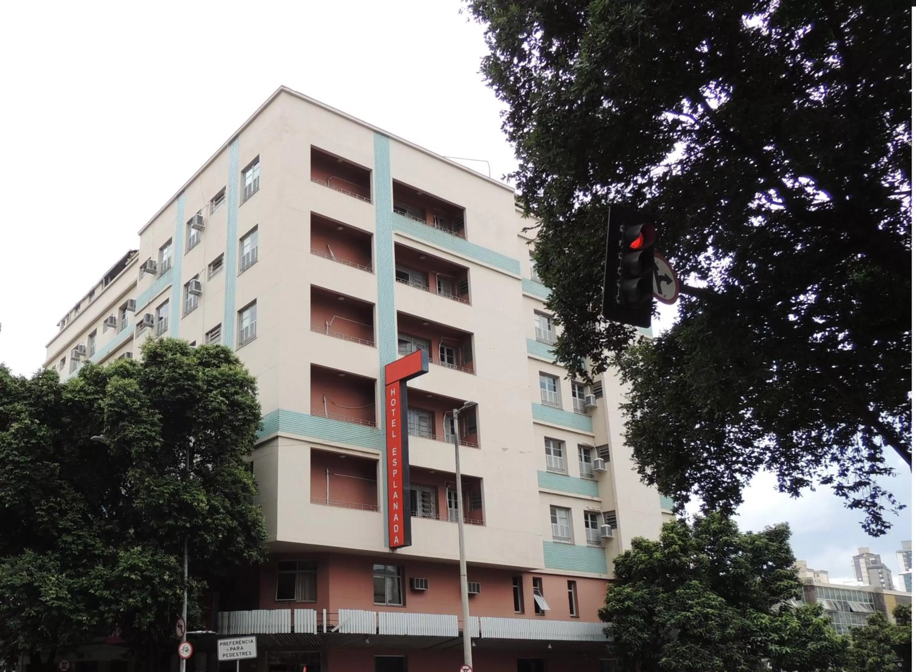 Hotel Esplanada Belo Horizonte - Proximo a Estacao de Trem