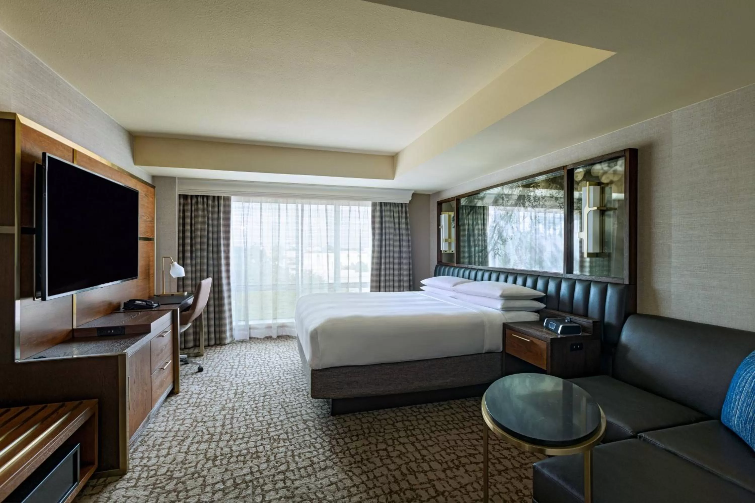 Bedroom, Bed in The Woodlands Waterway Marriott Hotel and Convention Center