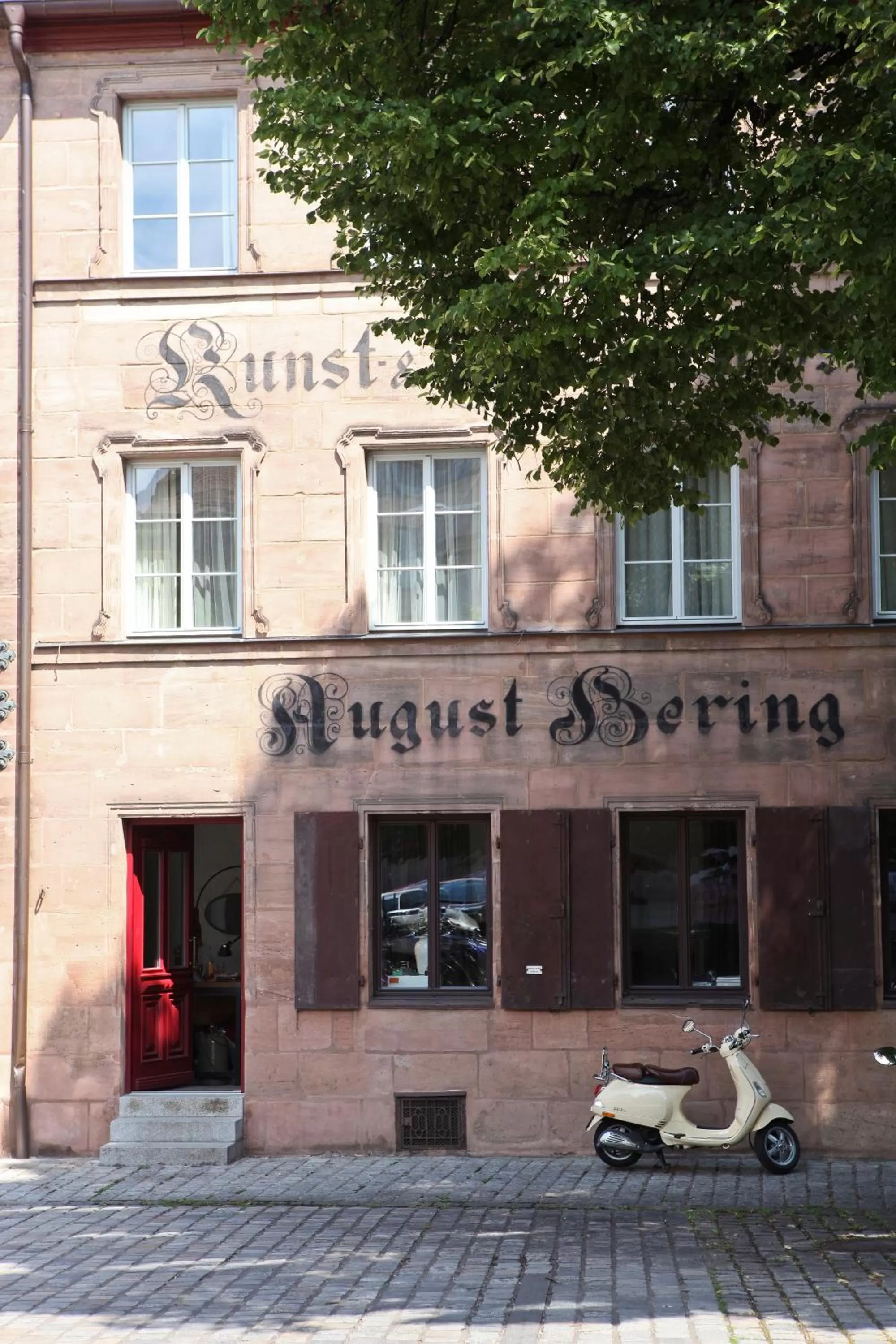 Facade/entrance in Hotel Hauser Boutique