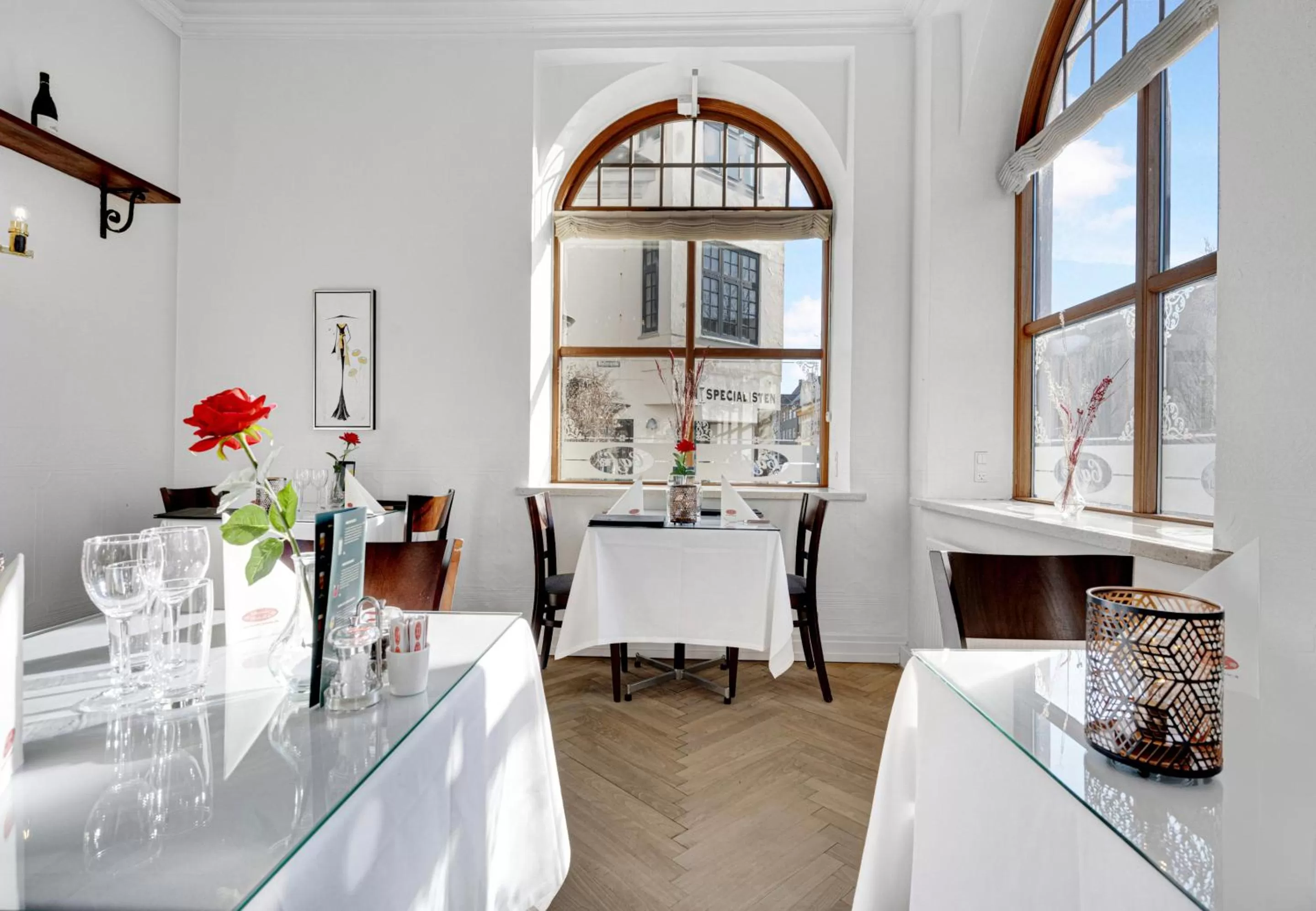 Restaurant/places to eat in Hotel Phønix Brønderslev