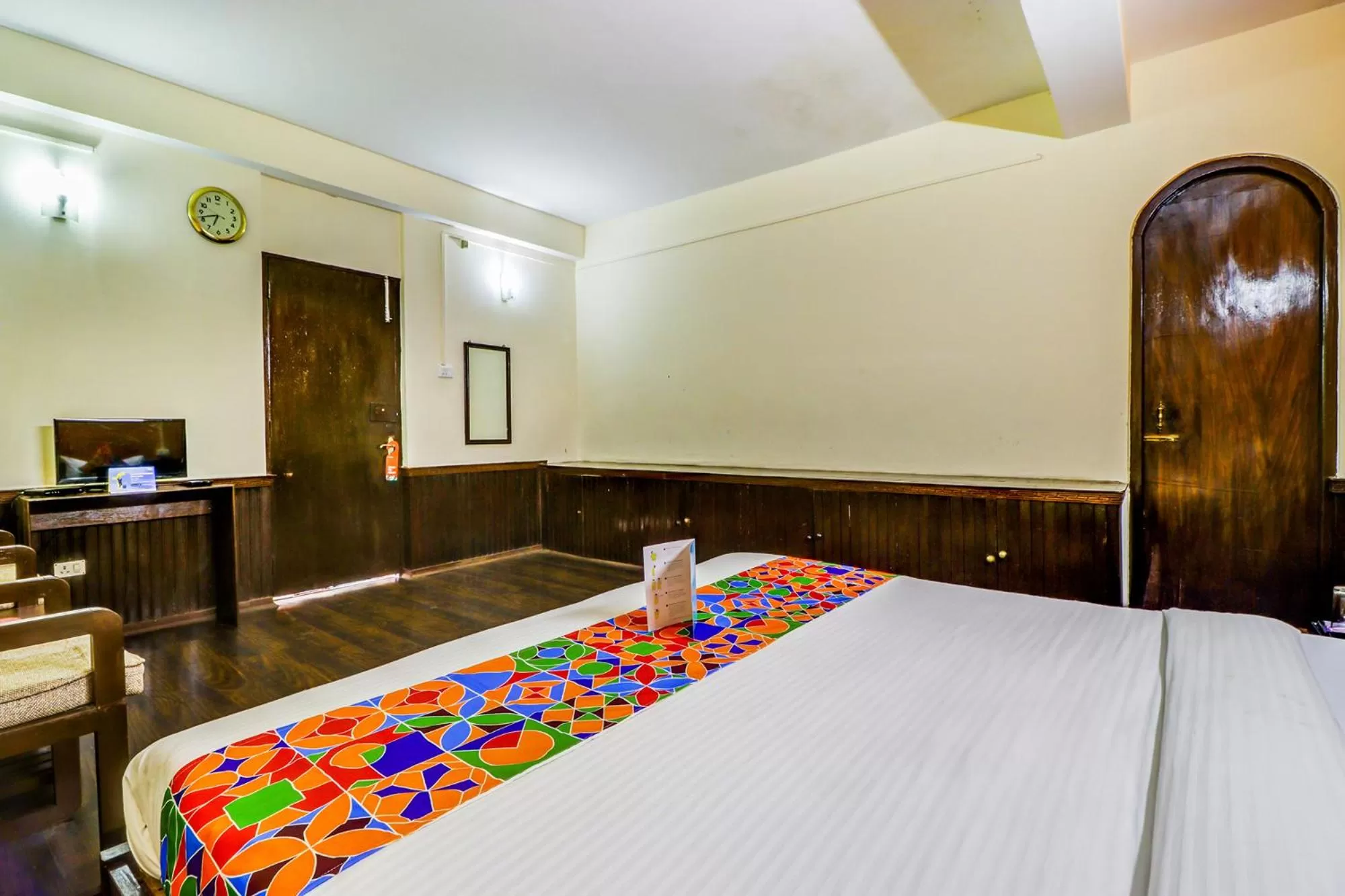 Bedroom, Bed in FabHotel Oak Ridge Retreat I