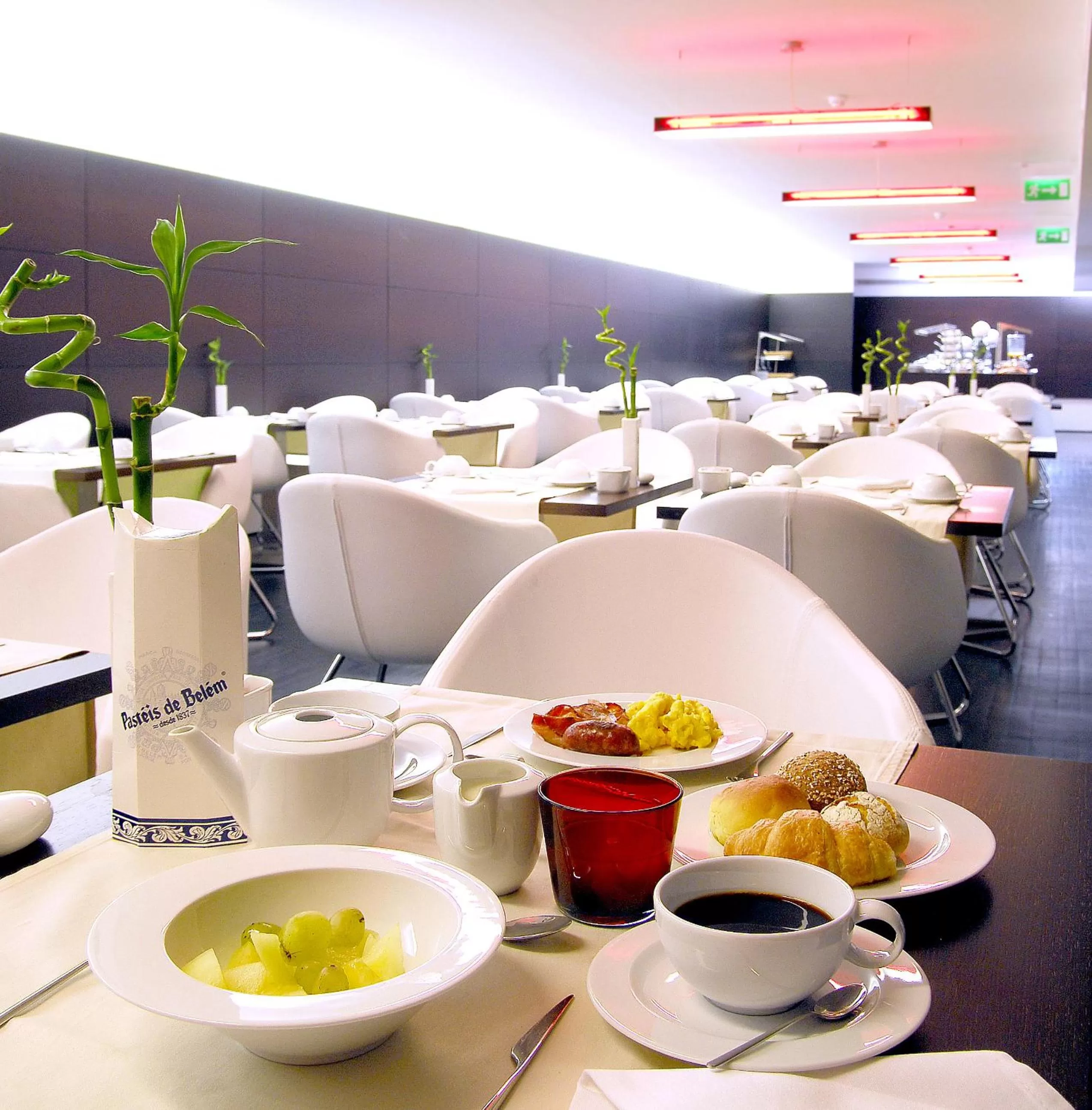 Food and drinks in Hotel Jeronimos 8