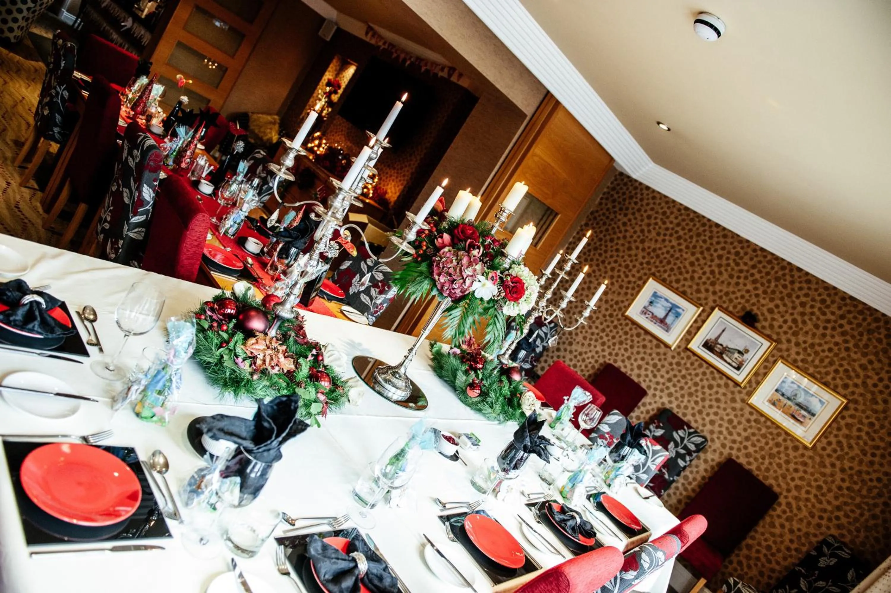 Restaurant/places to eat in Number One South Beach