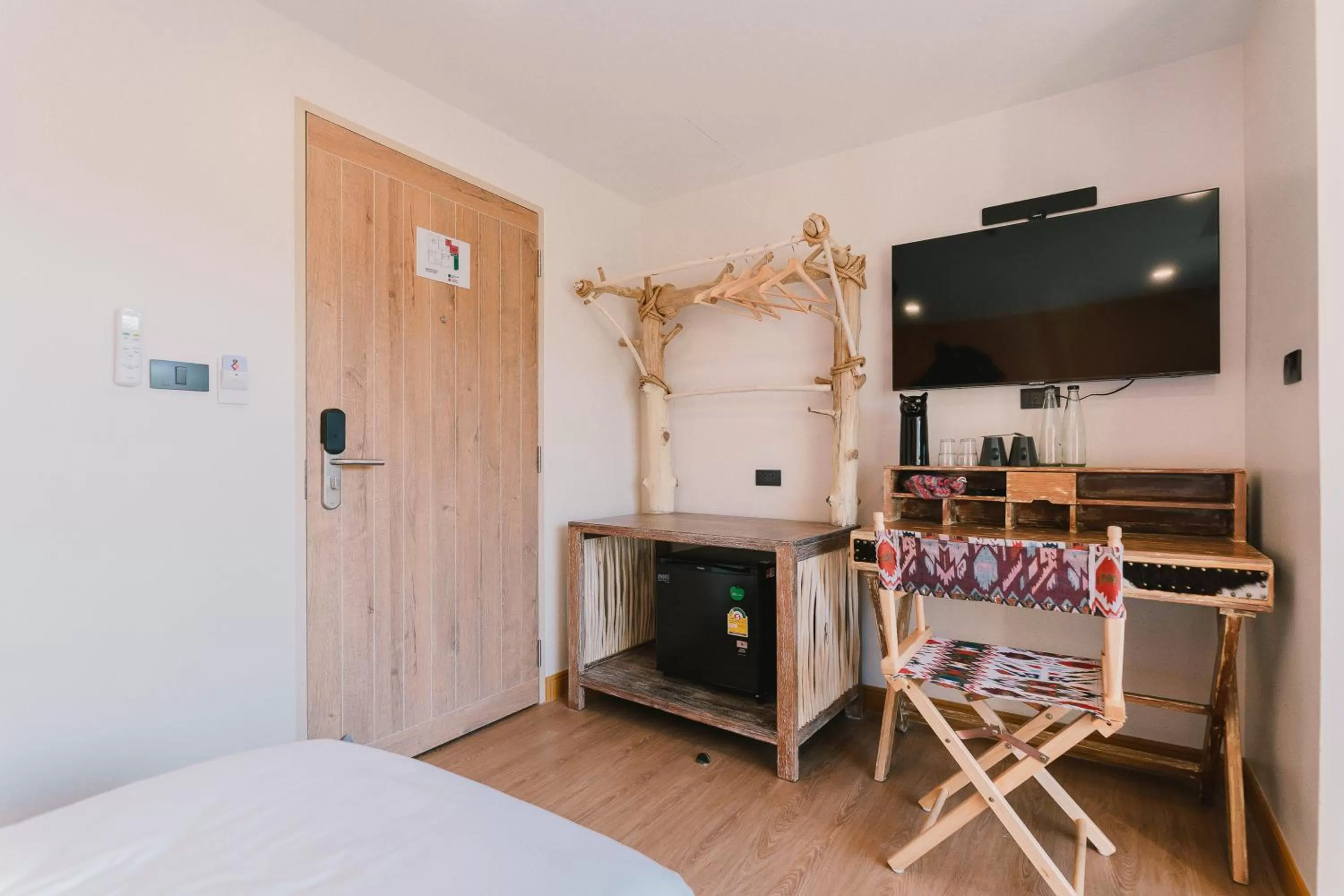 TV and multimedia, Bed in B Innspire Hotel