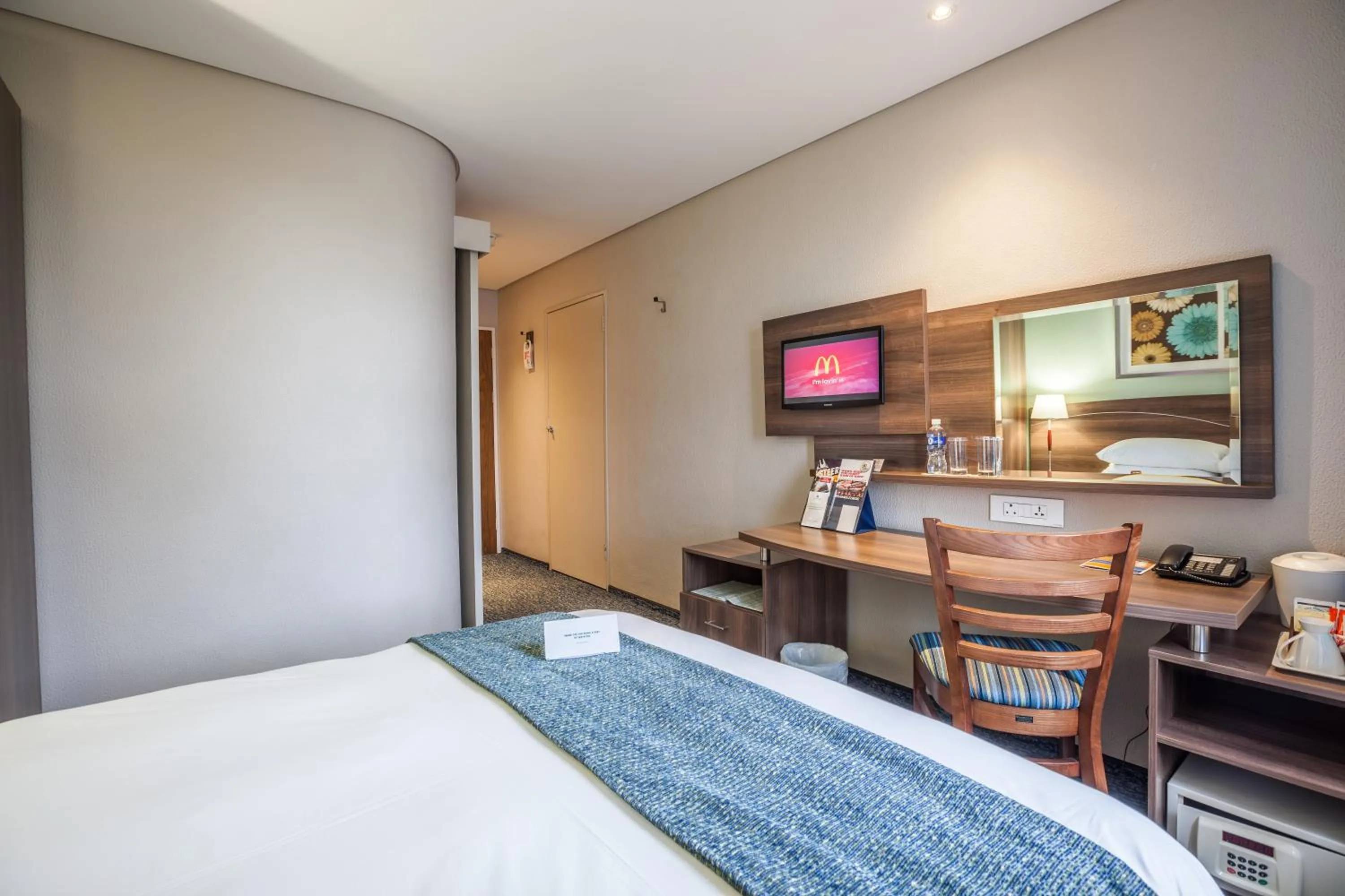 Double Room - Smoking in Town Lodge Gaborone